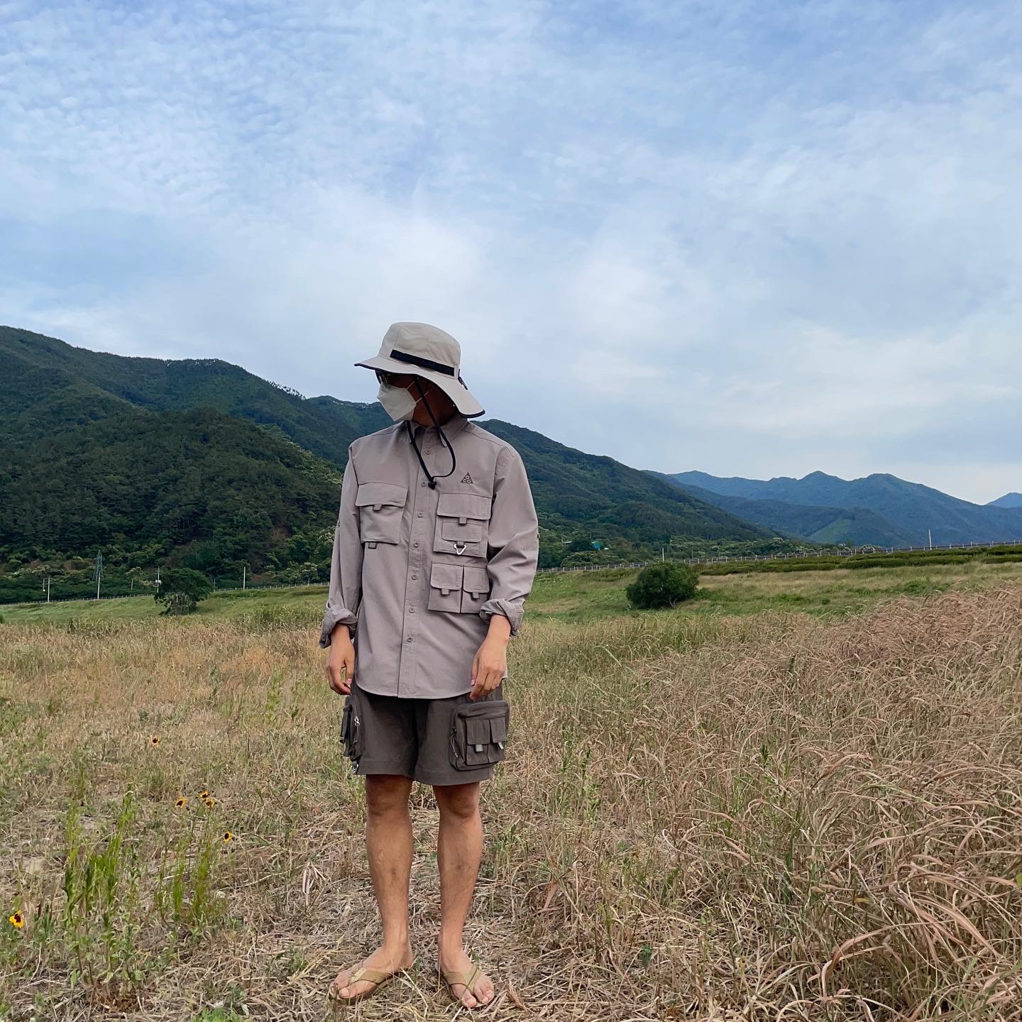 Nike ACG Bucket String Black, Nike ACG Devastation Trail Work Shirt Moon Fossil - Asia 착용 스타일