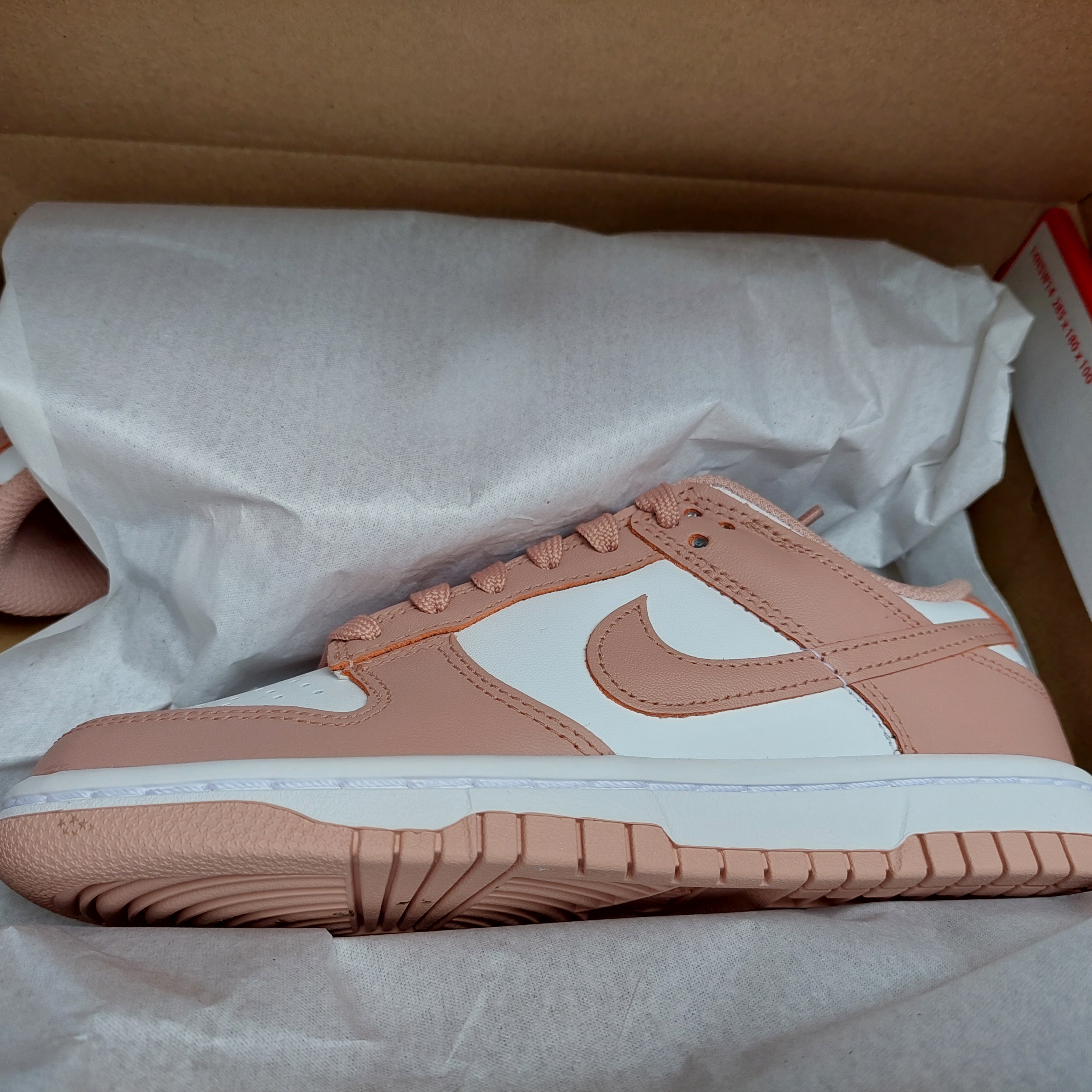(W) Nike Dunk Low Rose Whisper 착용 스타일 - 3