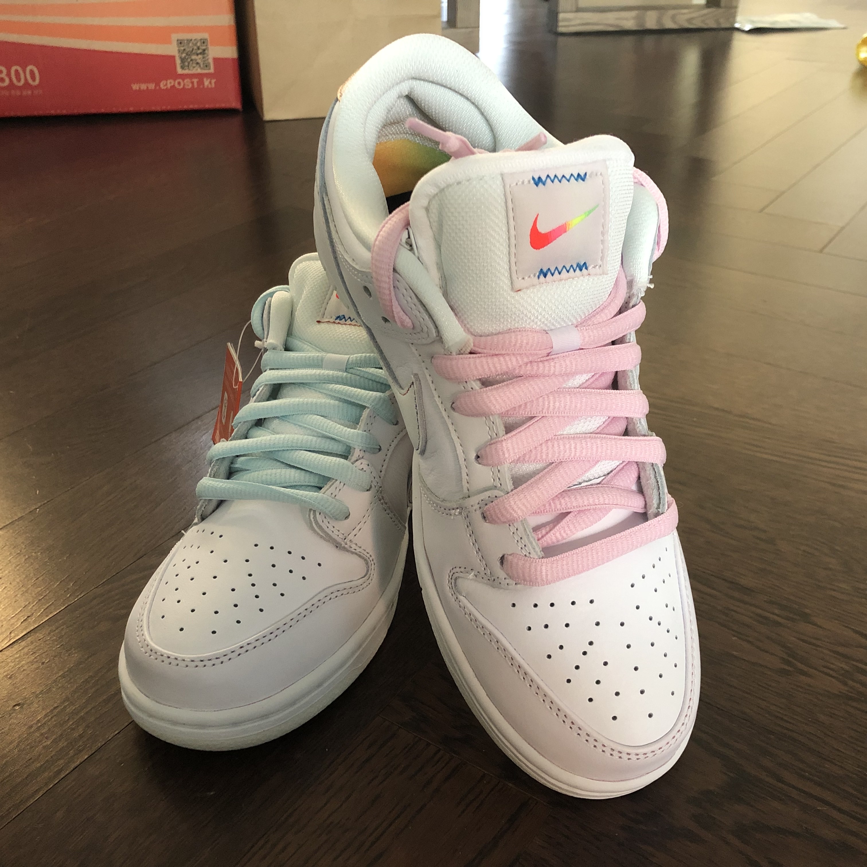 Nike SB Dunk Low Pro Be True 착용 스타일 - 2