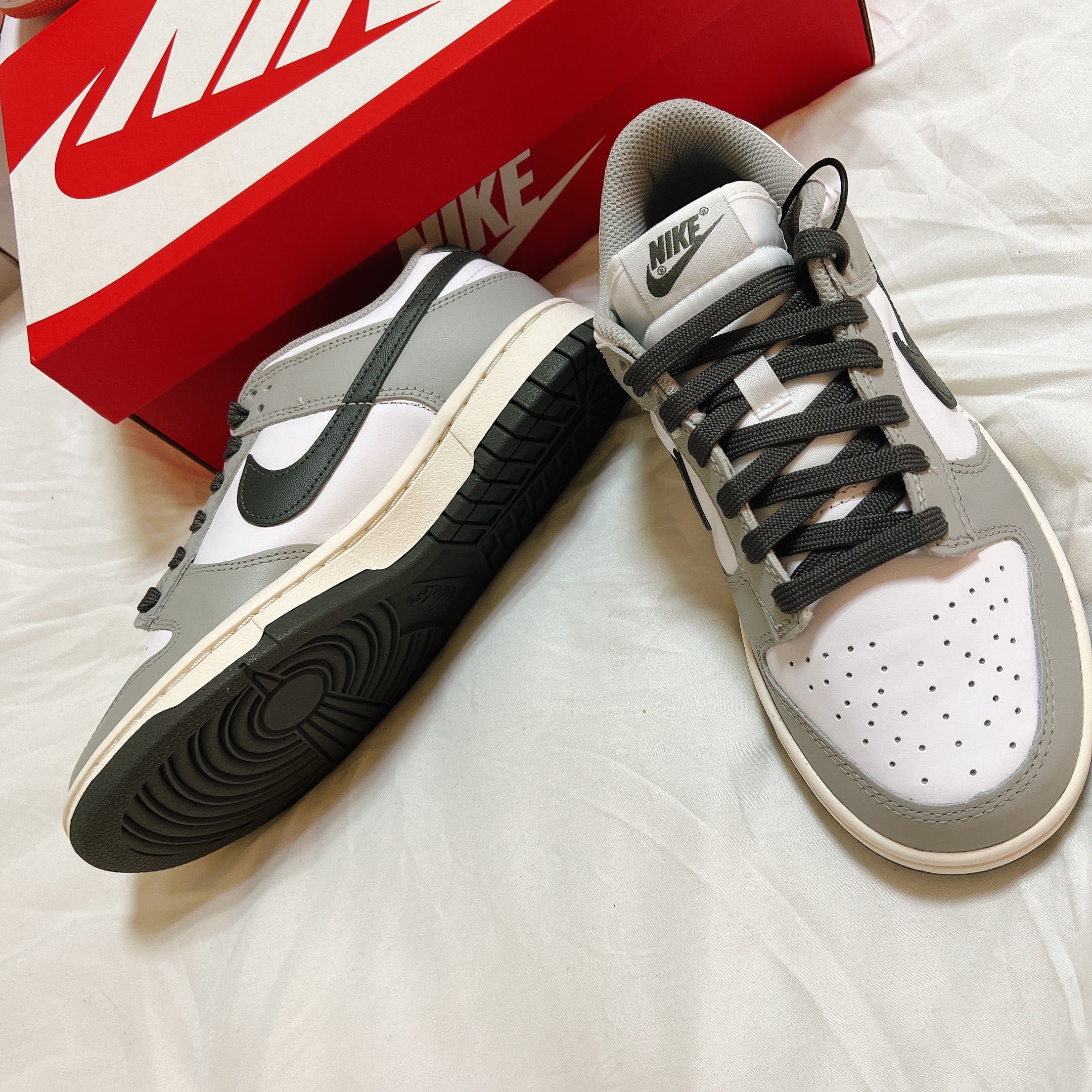 (W) Nike Dunk Low Light Smoke Grey 착용 스타일