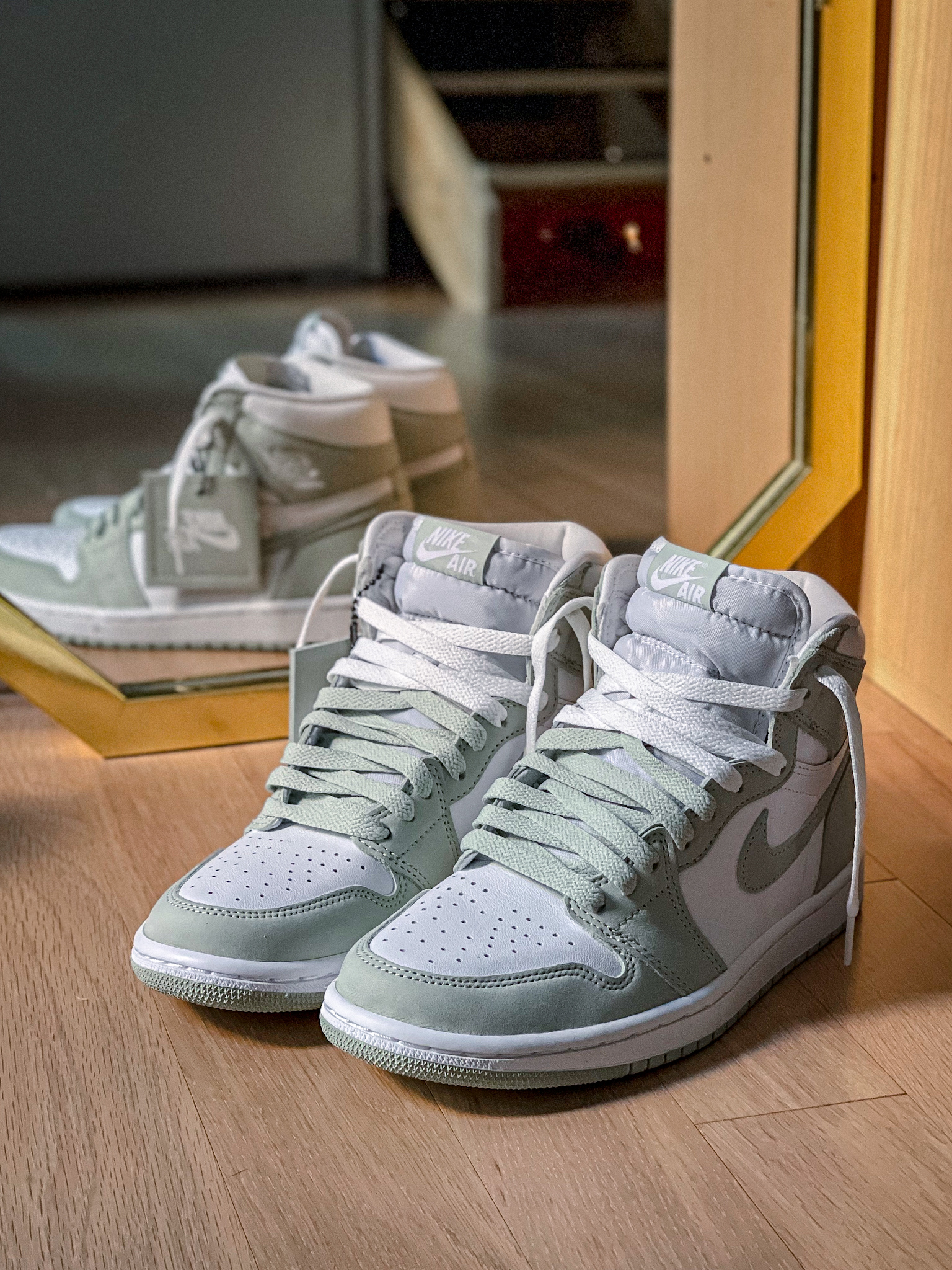 (W) Jordan 1 Retro High OG Seafoam 착용 스타일