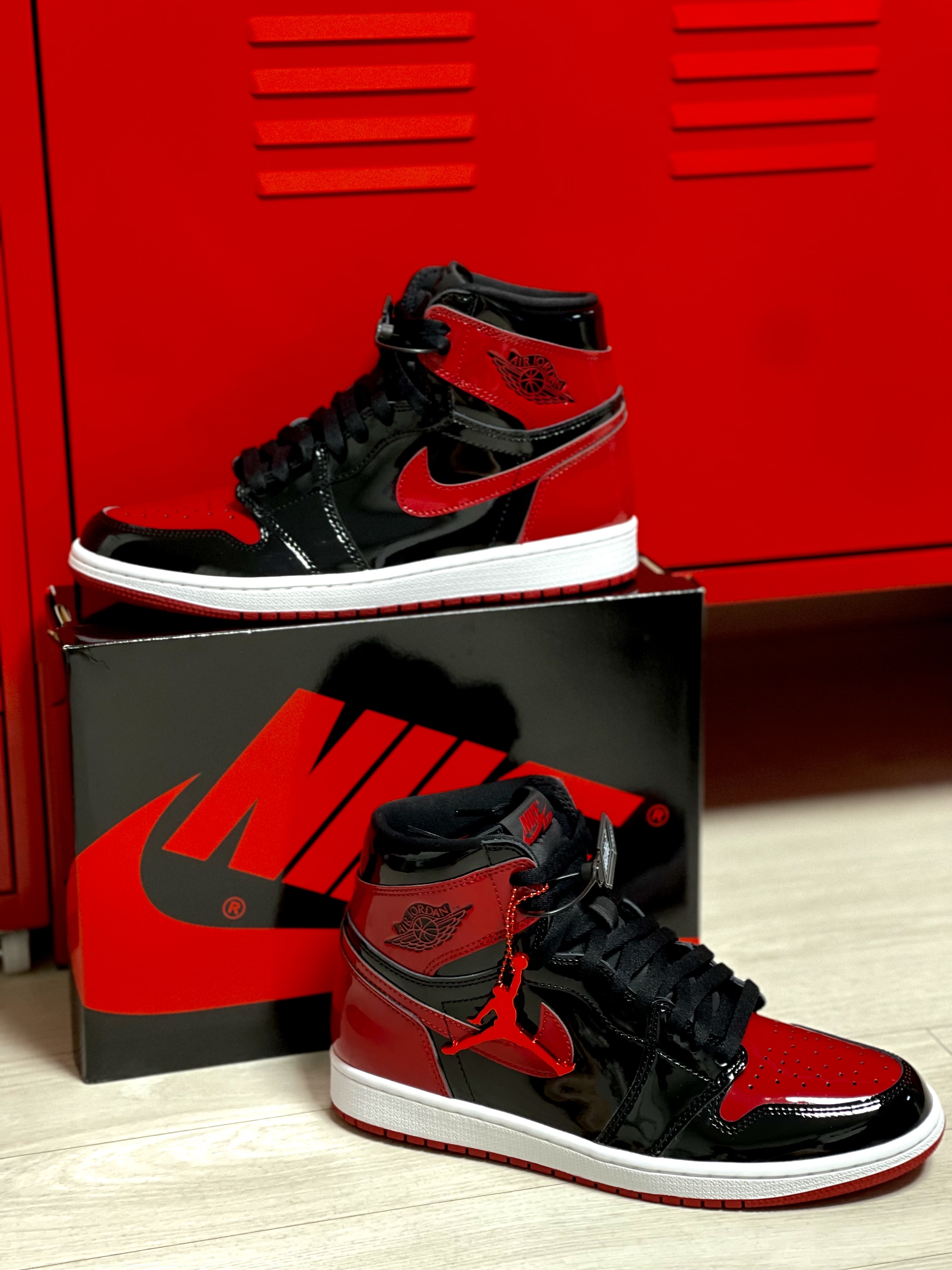 Jordan 1 Retro High OG Patent Bred 착용 스타일 - 1