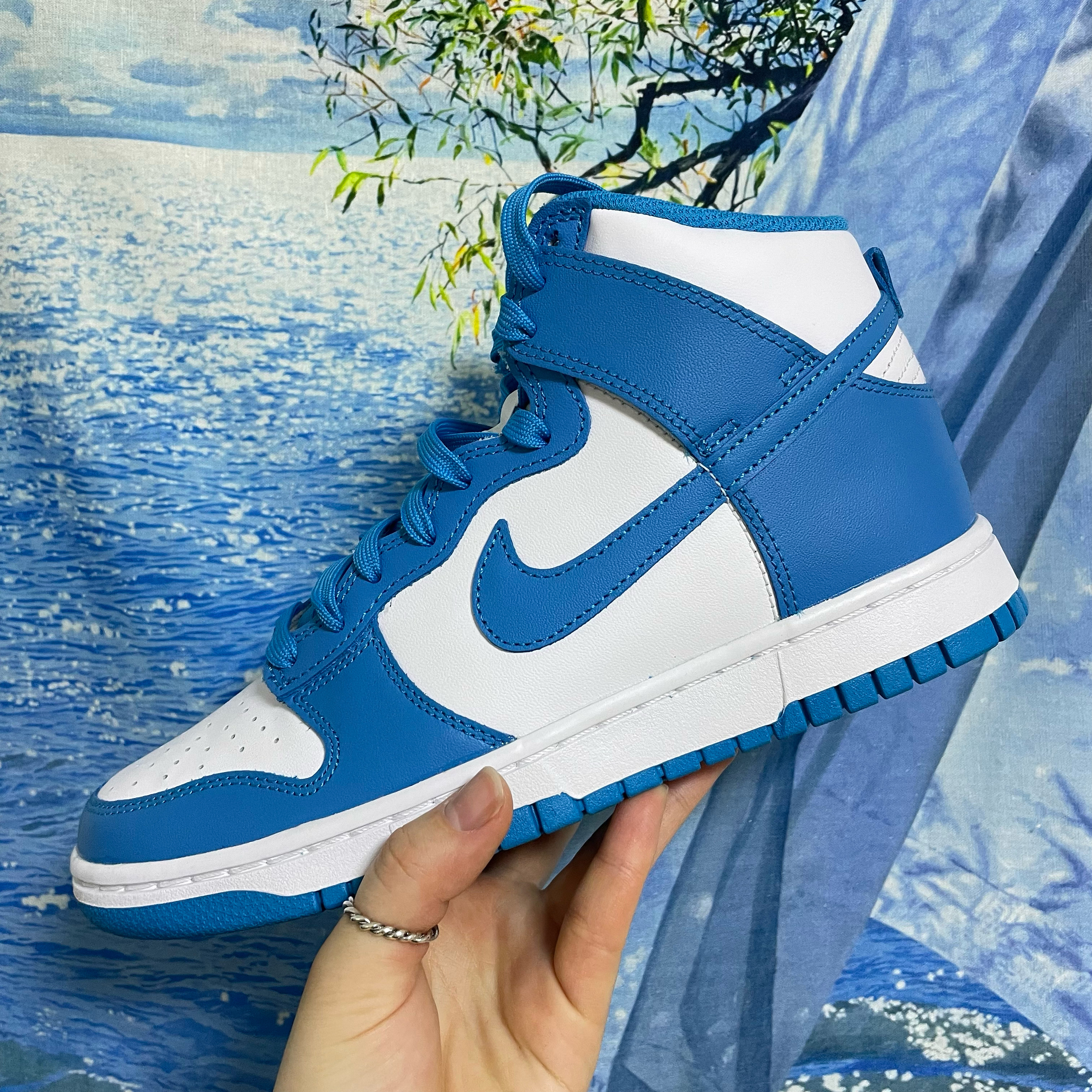 Nike Dunk High Retro Championship Blue 착용 스타일