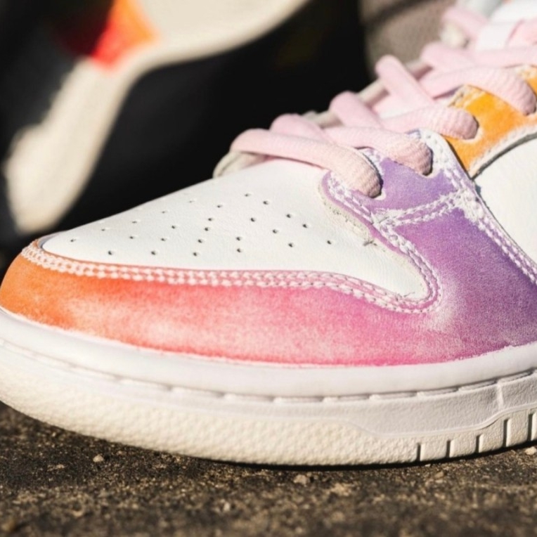 Nike SB Dunk Low Pro Be True 착용 스타일 - 4