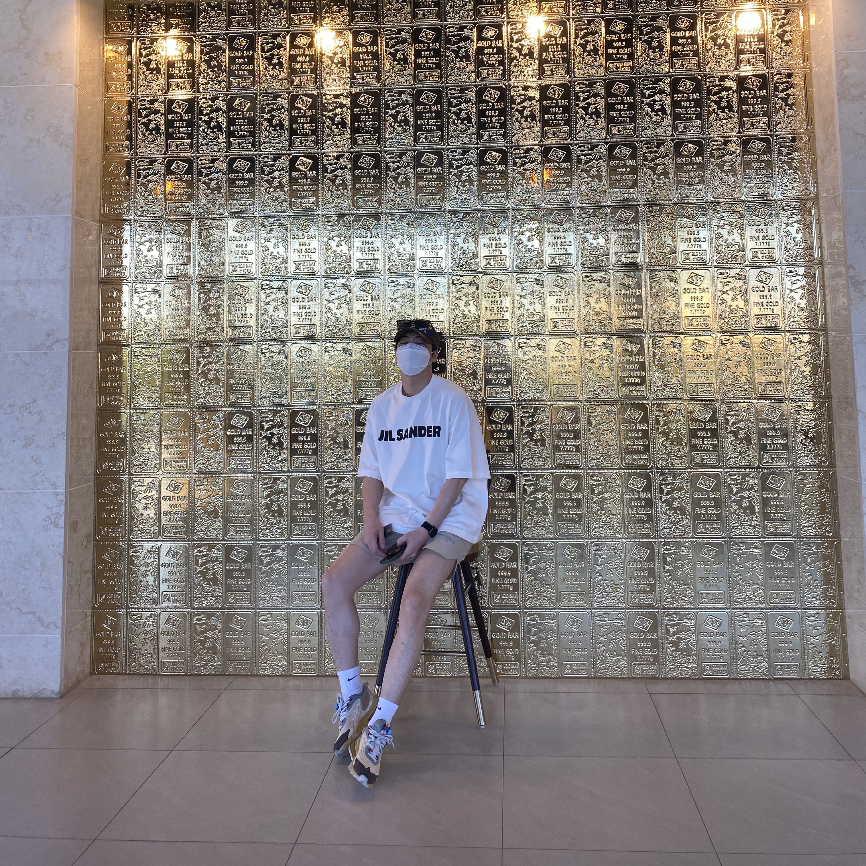 Nike x Travis Scott Air Max 270 React Cactus Trails, Essentials Volley Shorts Moss - 21SS 착용 스타일