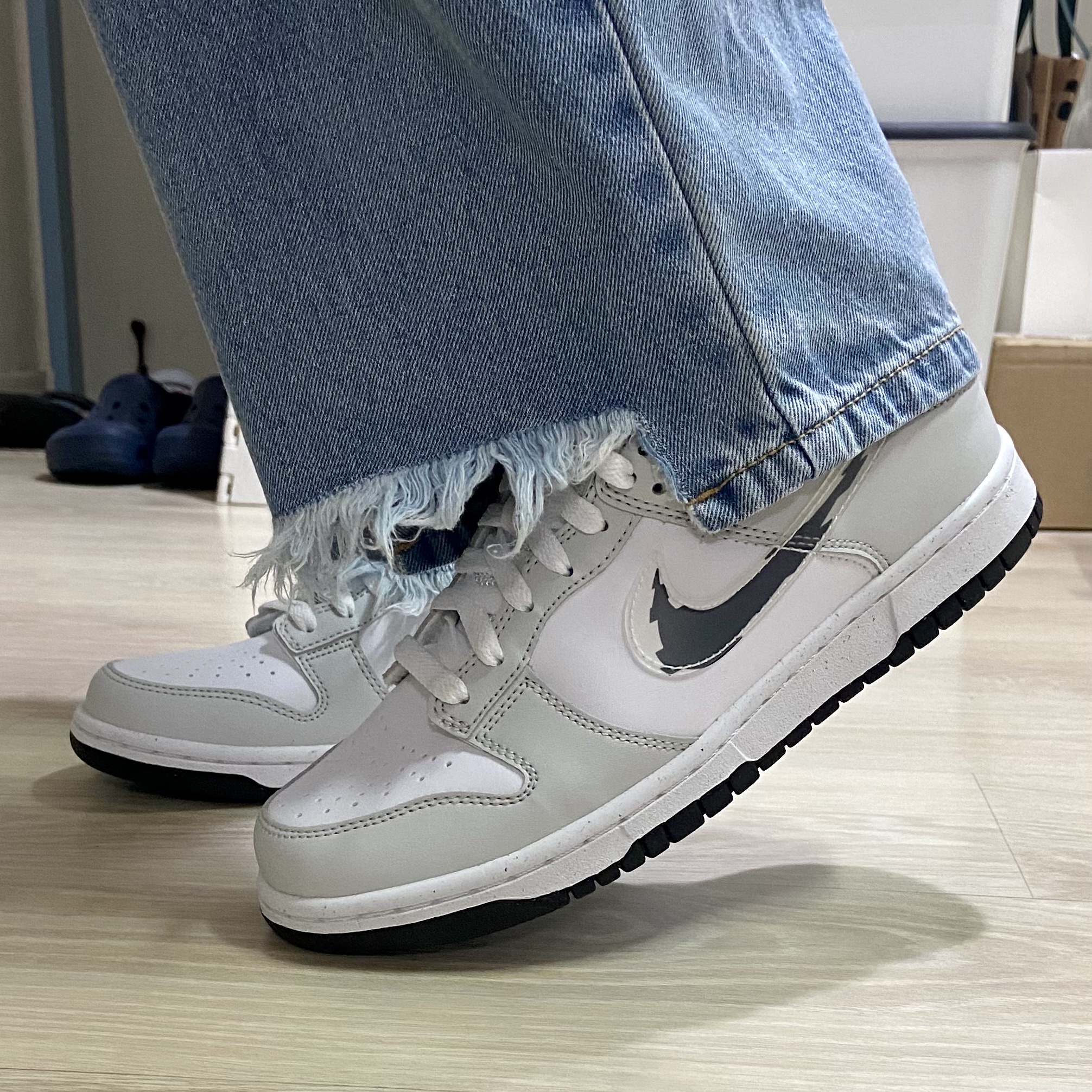 (GS) Nike Dunk Low Photon Dust 착용 스타일 - 2