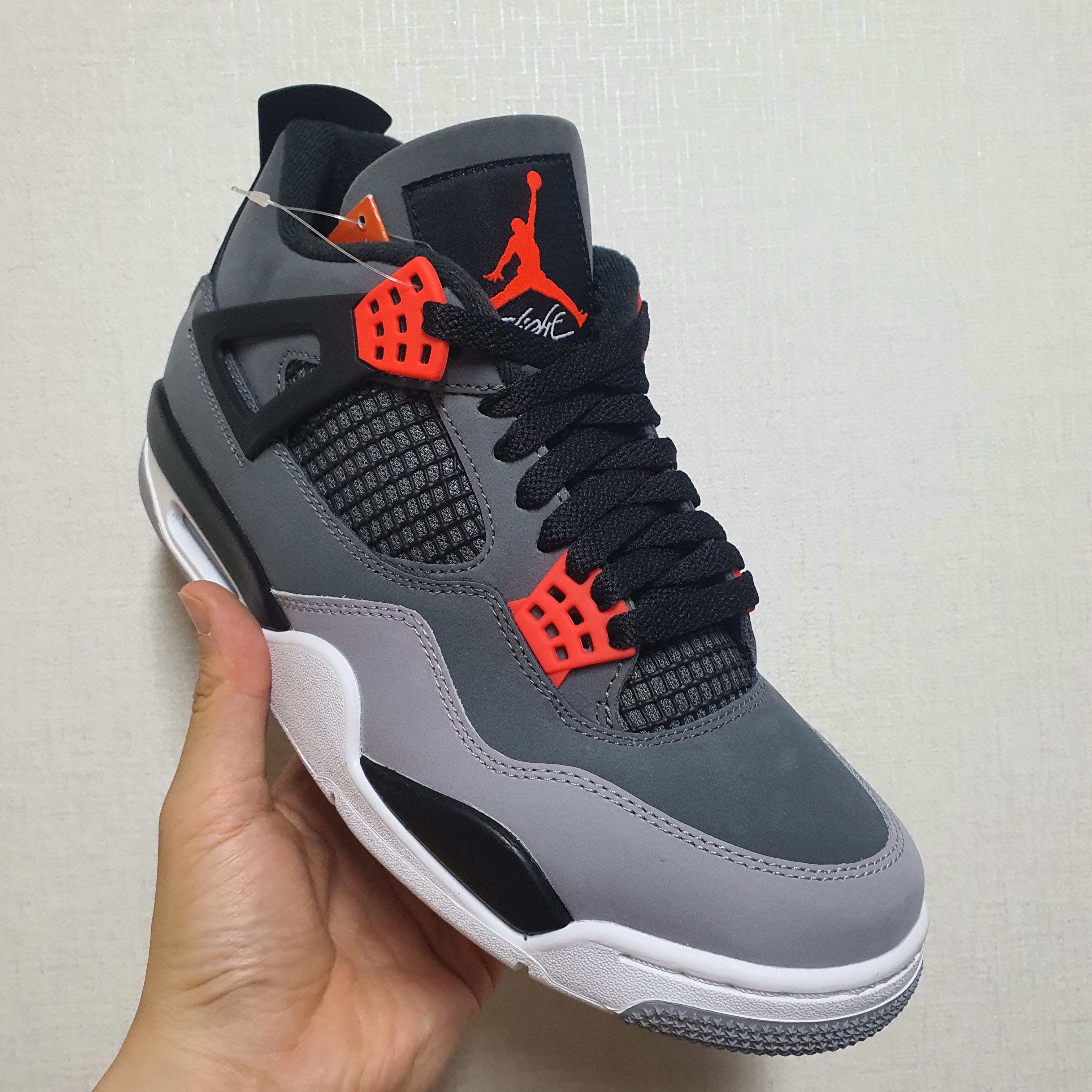 Jordan 4 Retro Infrared 착용 스타일