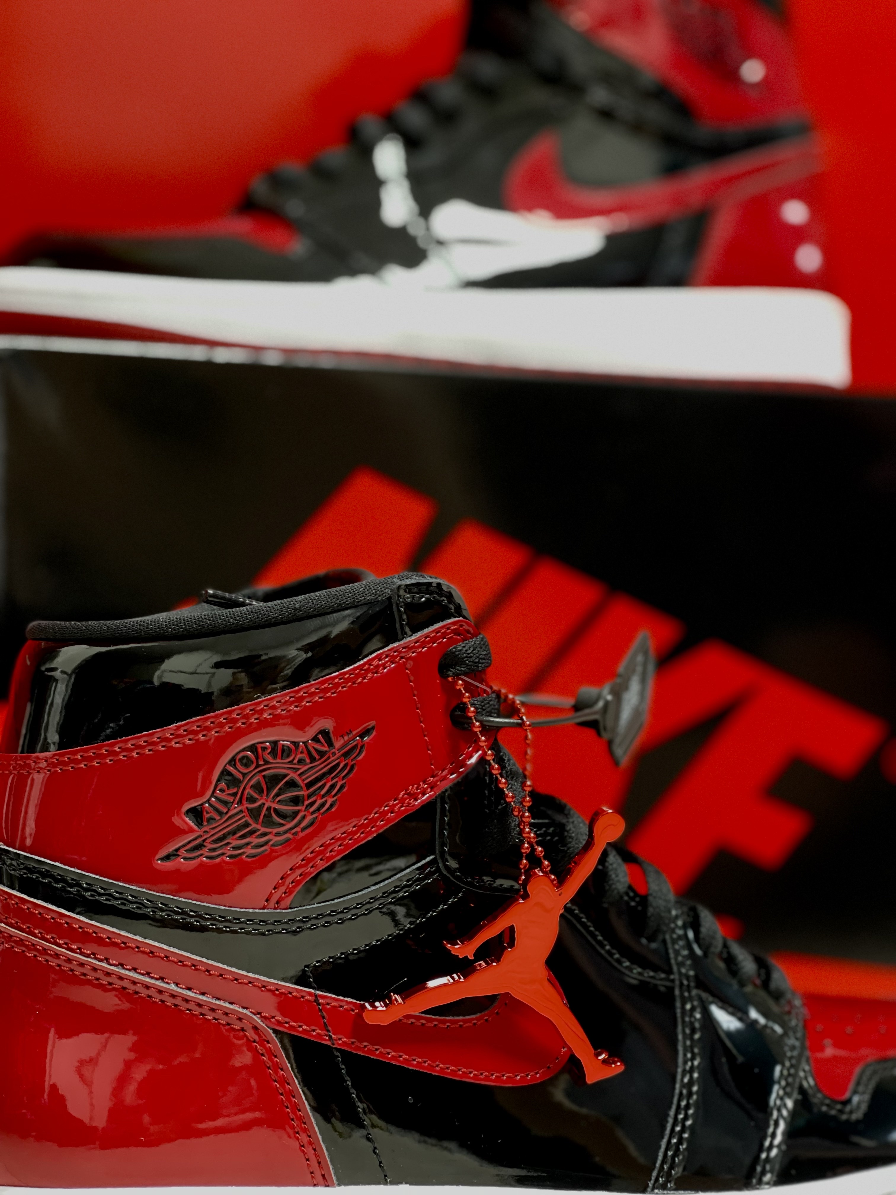Jordan 1 Retro High OG Patent Bred 착용 스타일 - 2