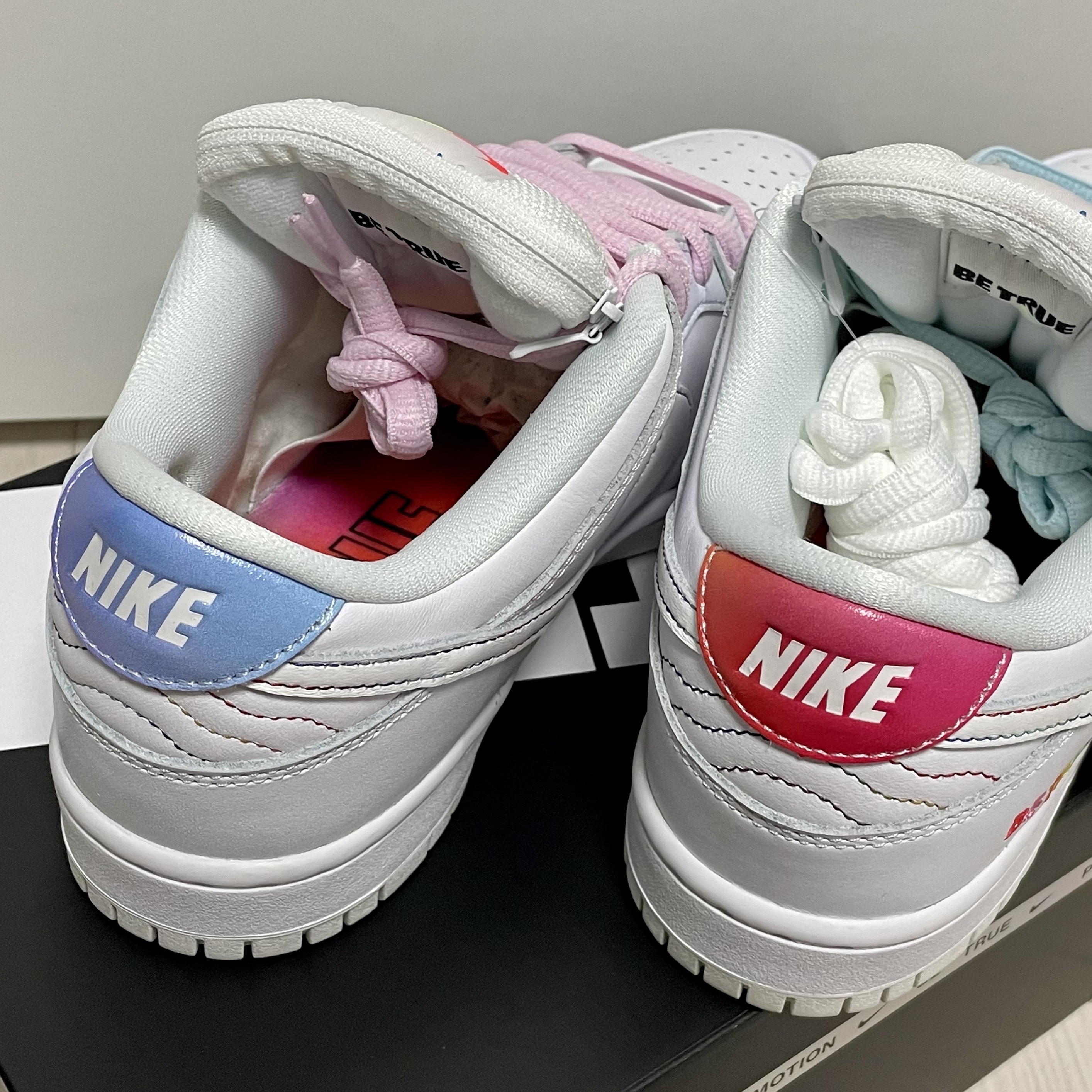 Nike SB Dunk Low Pro Be True 착용 스타일 - 3