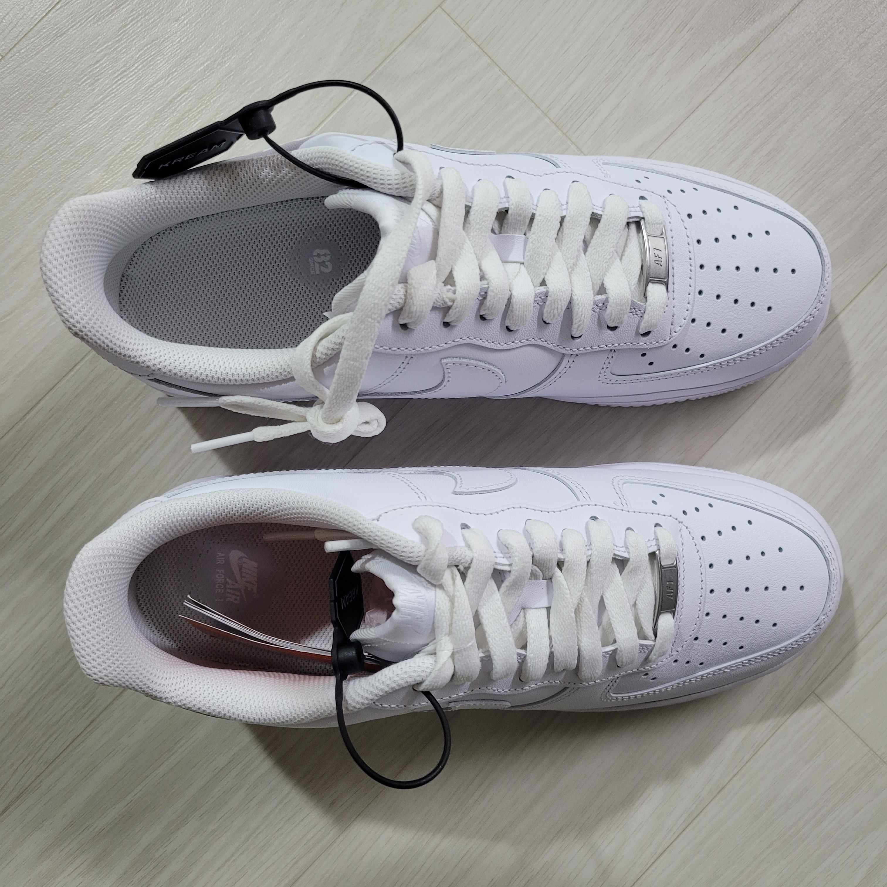 Nike Air Force 1 '07 Low White 착용 스타일 - 3