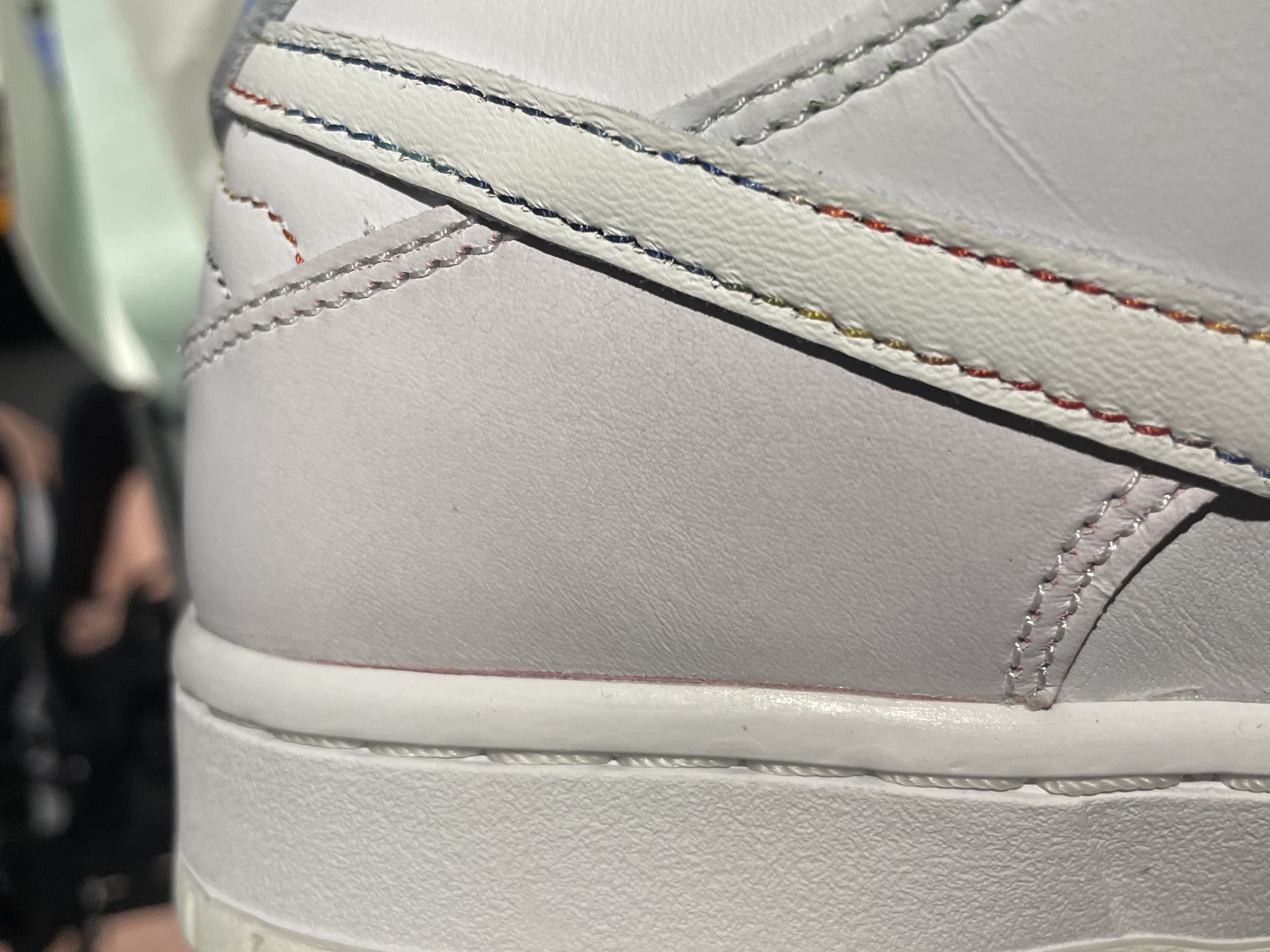 Nike SB Dunk Low Pro Be True, Jordan 1 Retro Low OG Bleached Coral 착용 스타일 - 4