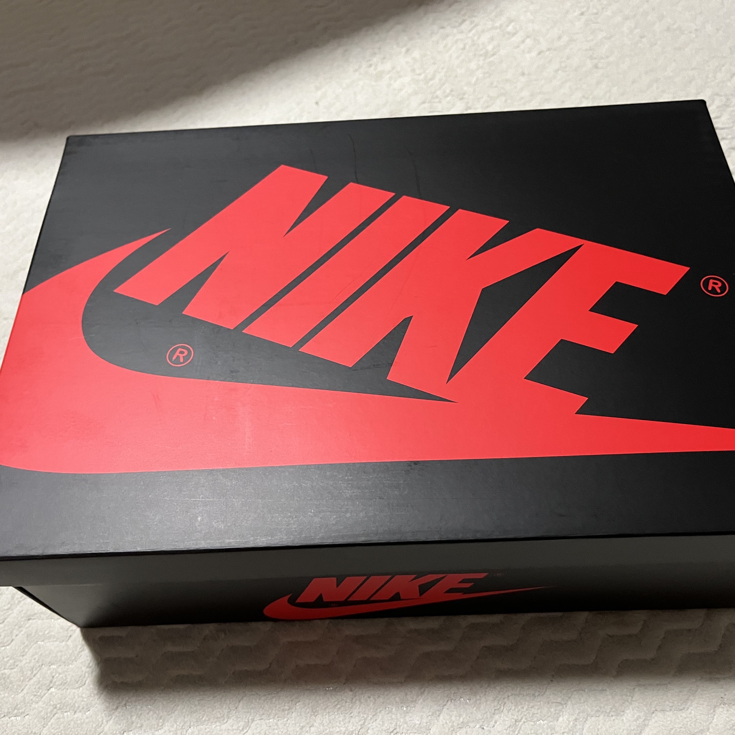 Jordan 1 Retro Low OG Bleached Coral 착용 스타일 - 1