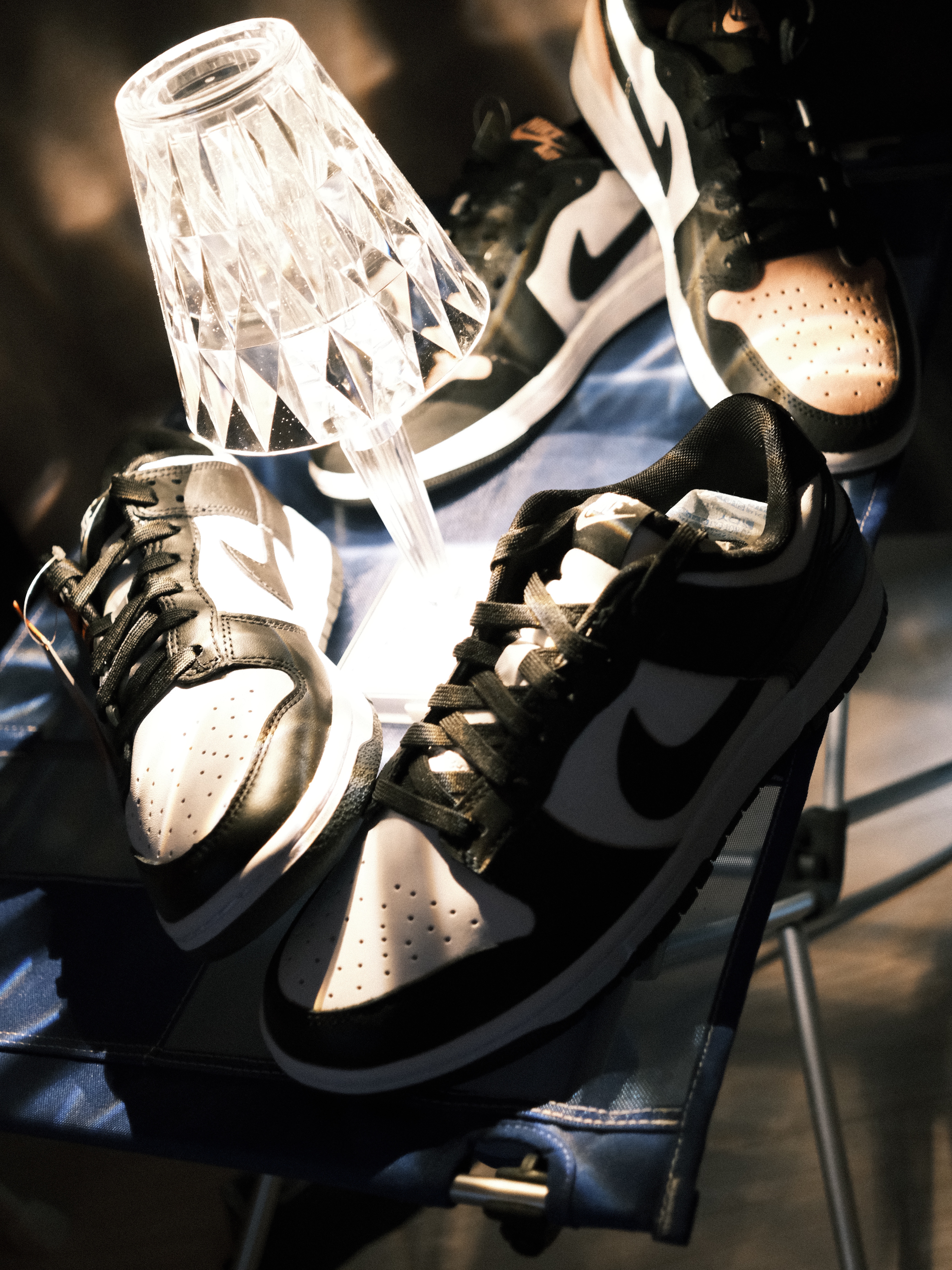 Nike Dunk Low Retro Black, Jordan 1 Retro Low OG Bleached Coral 착용 스타일 - 2