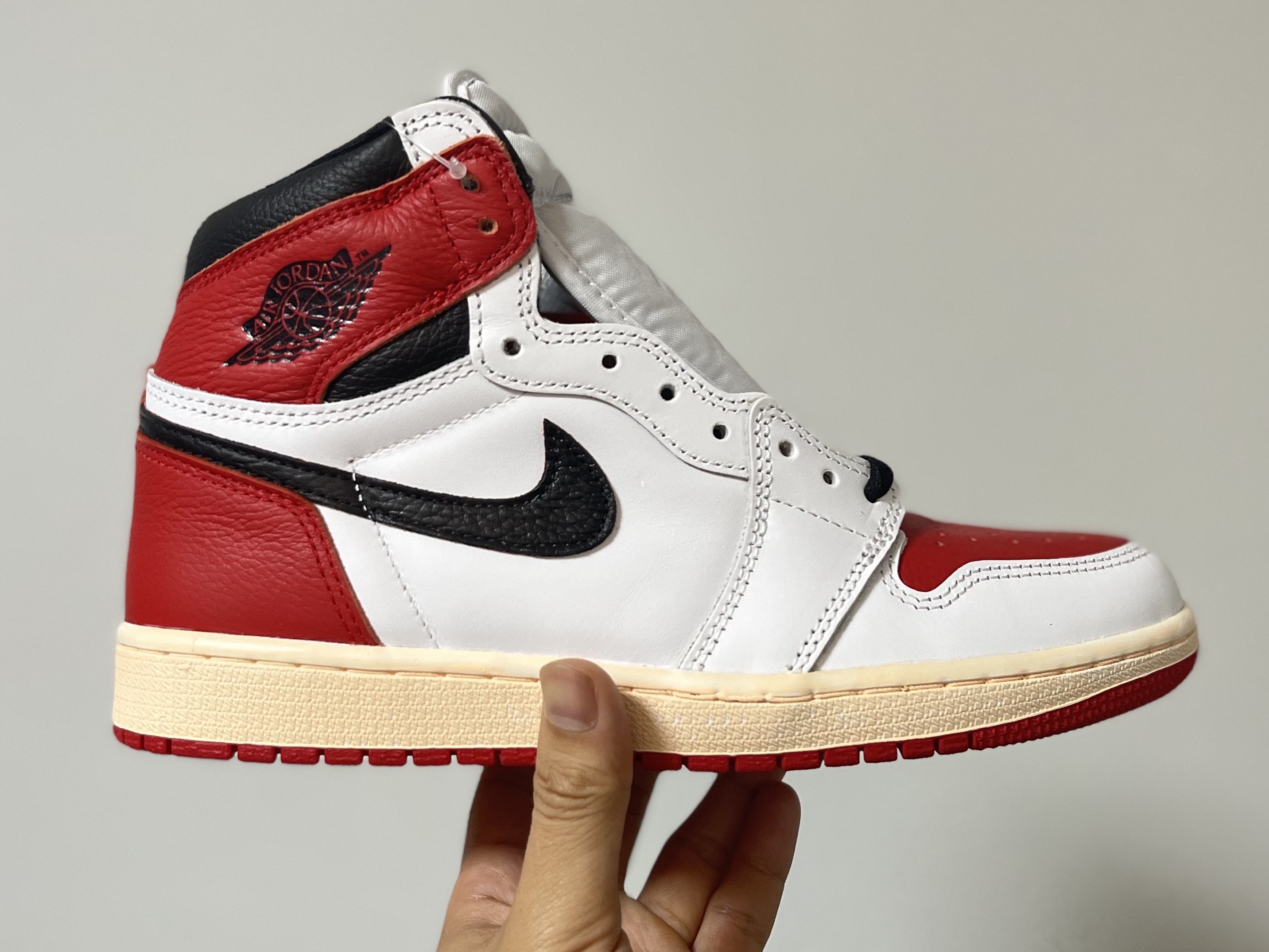 Jordan 1 Retro High OG Heritage 착용 스타일 - 2