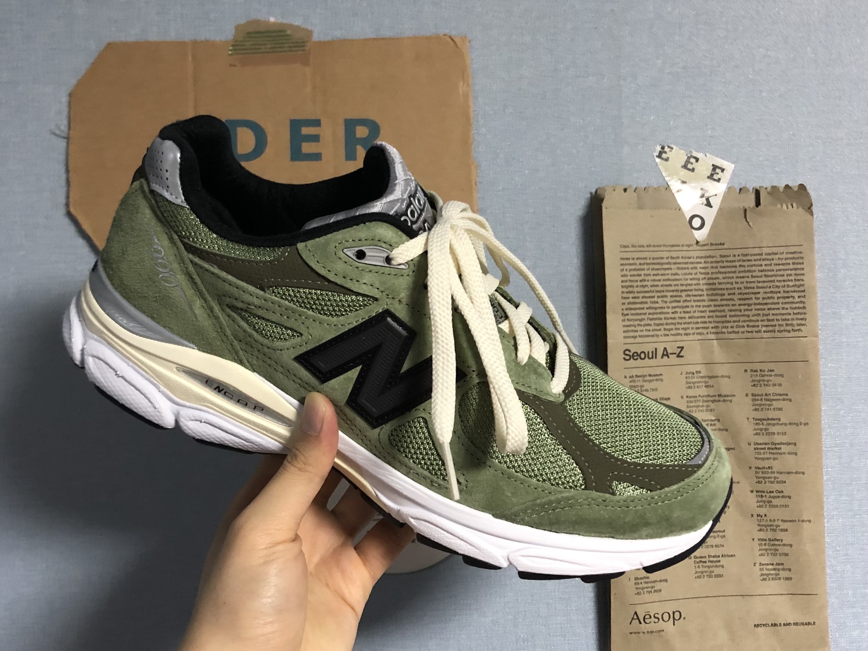 New Balance x JJJJound 990v3 Olive 착용 스타일