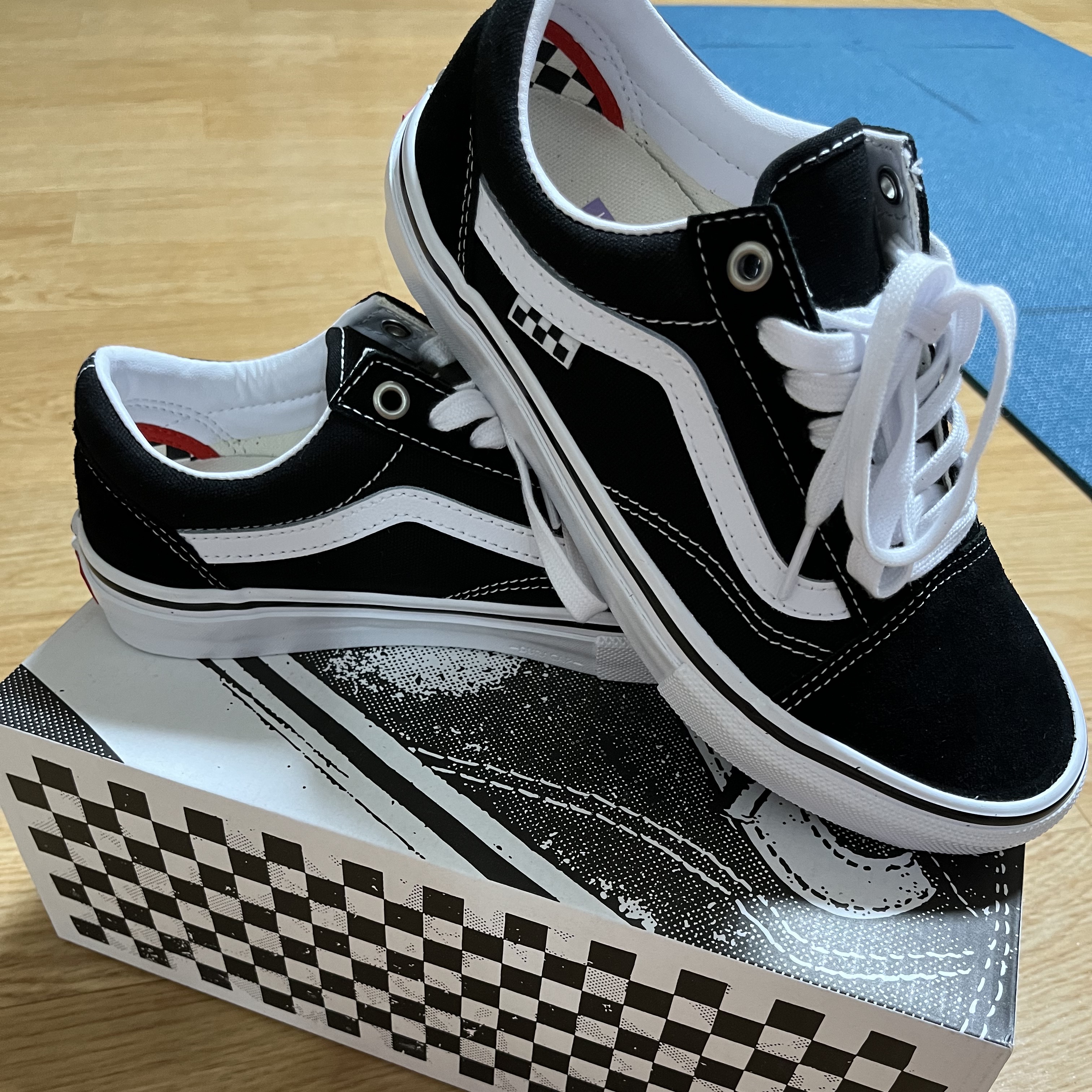 Vans Skate Old Skool Black White 착용 스타일 - 1