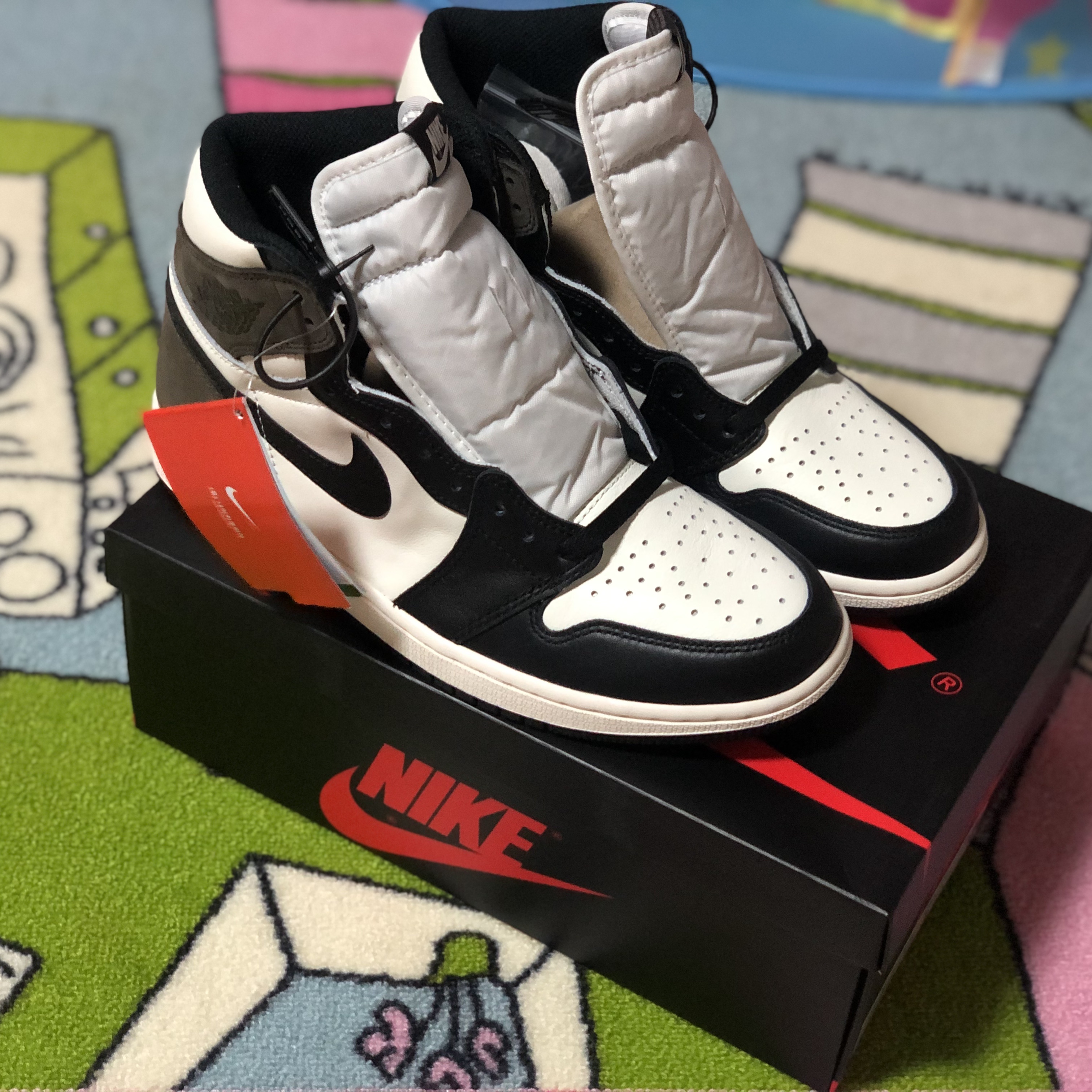 Jordan 1 Retro High OG Black Mocha 착용 스타일