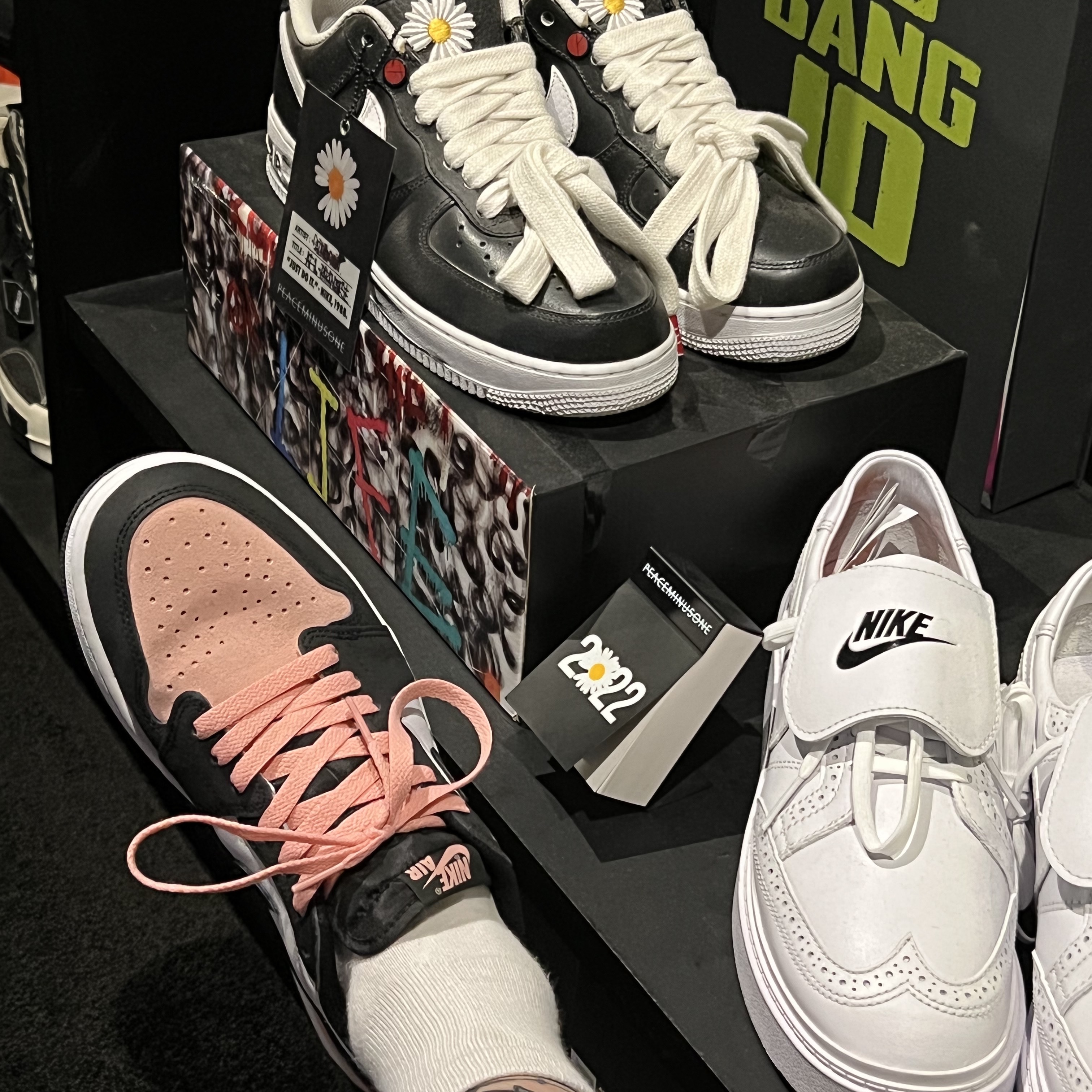 Jordan 1 Retro Low OG Bleached Coral 착용 스타일