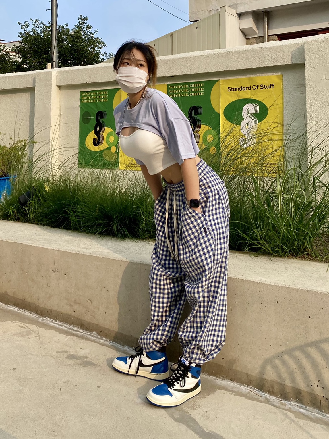 Jordan 1 x Travis Scott x Fragment Retro High OG SP Military Blue, Apple Watch Nike Series 7 41mm GPS Midnight Aluminum Case with Nike Sport Band Anthracite Black (Korean Ver.) 착용 스타일