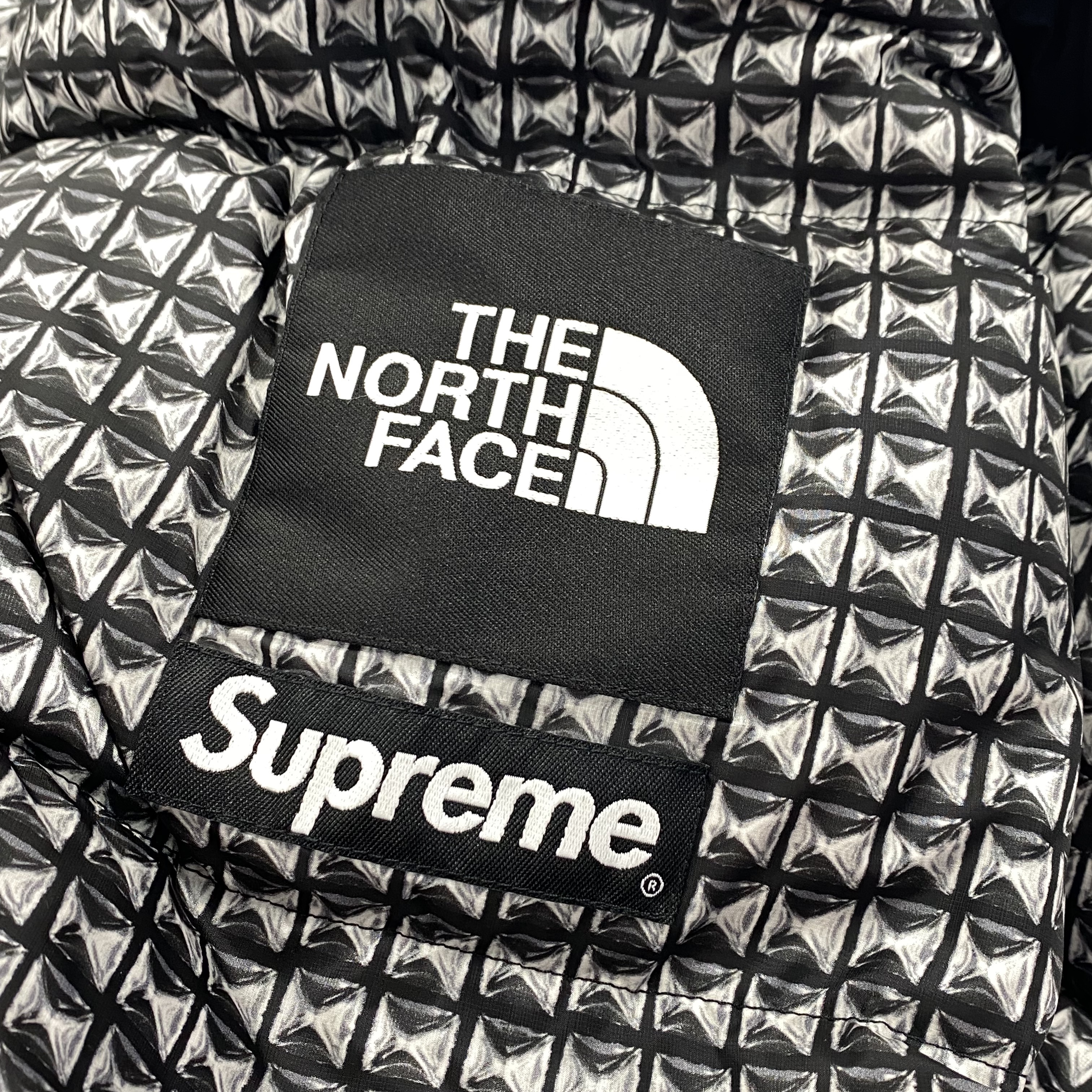 Supreme x The North Face Studded Nuptse Jacket Black - 21SS 착용 스타일