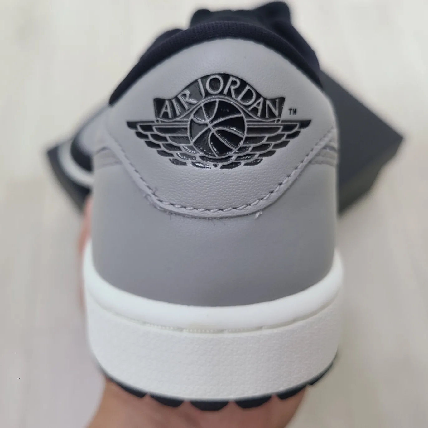 Jordan 1 Low Golf Shadow 착용 스타일 - 3