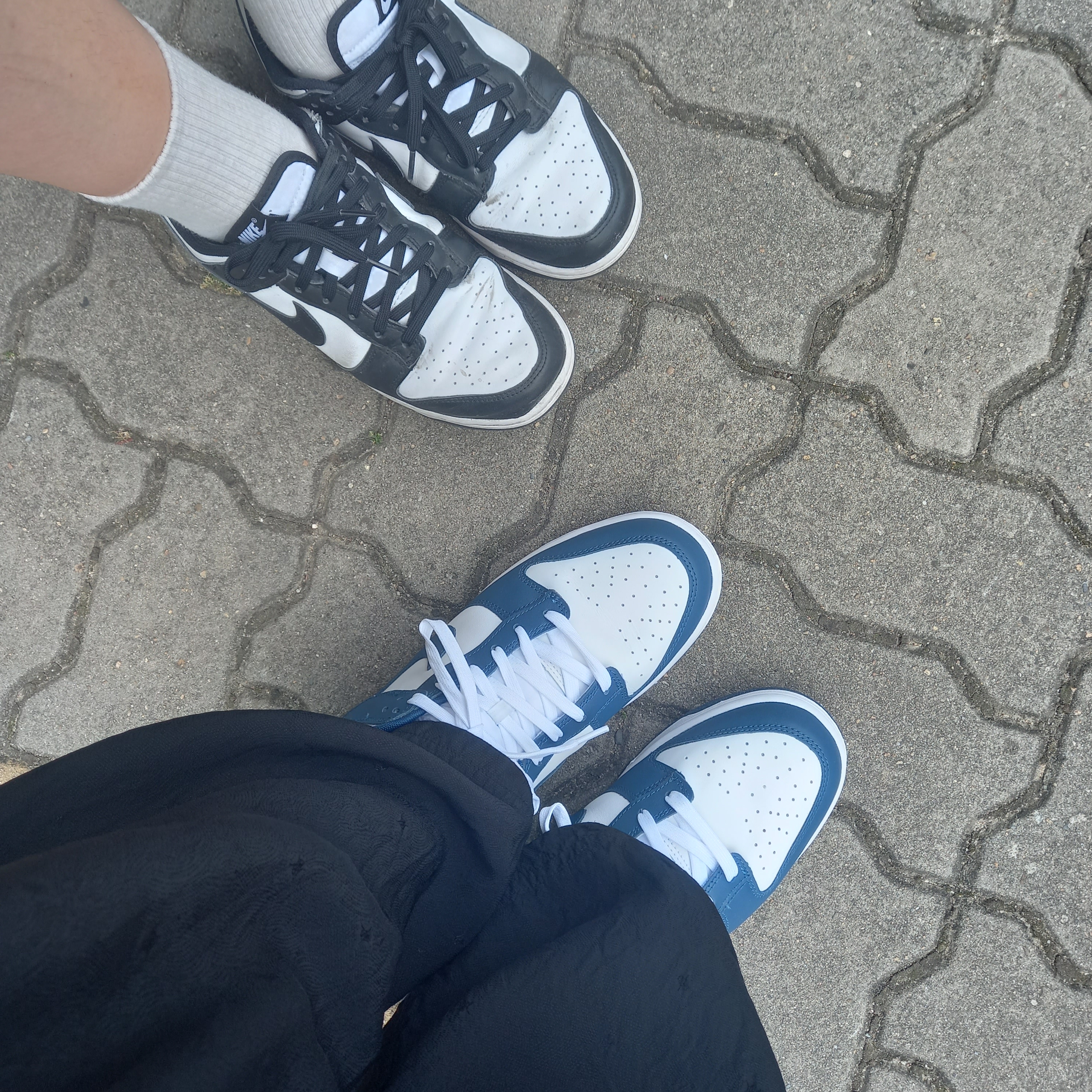 Nike Dunk Low Retro Black, Nike Dunk Low Retro Valerian Blue 착용 스타일 - 1