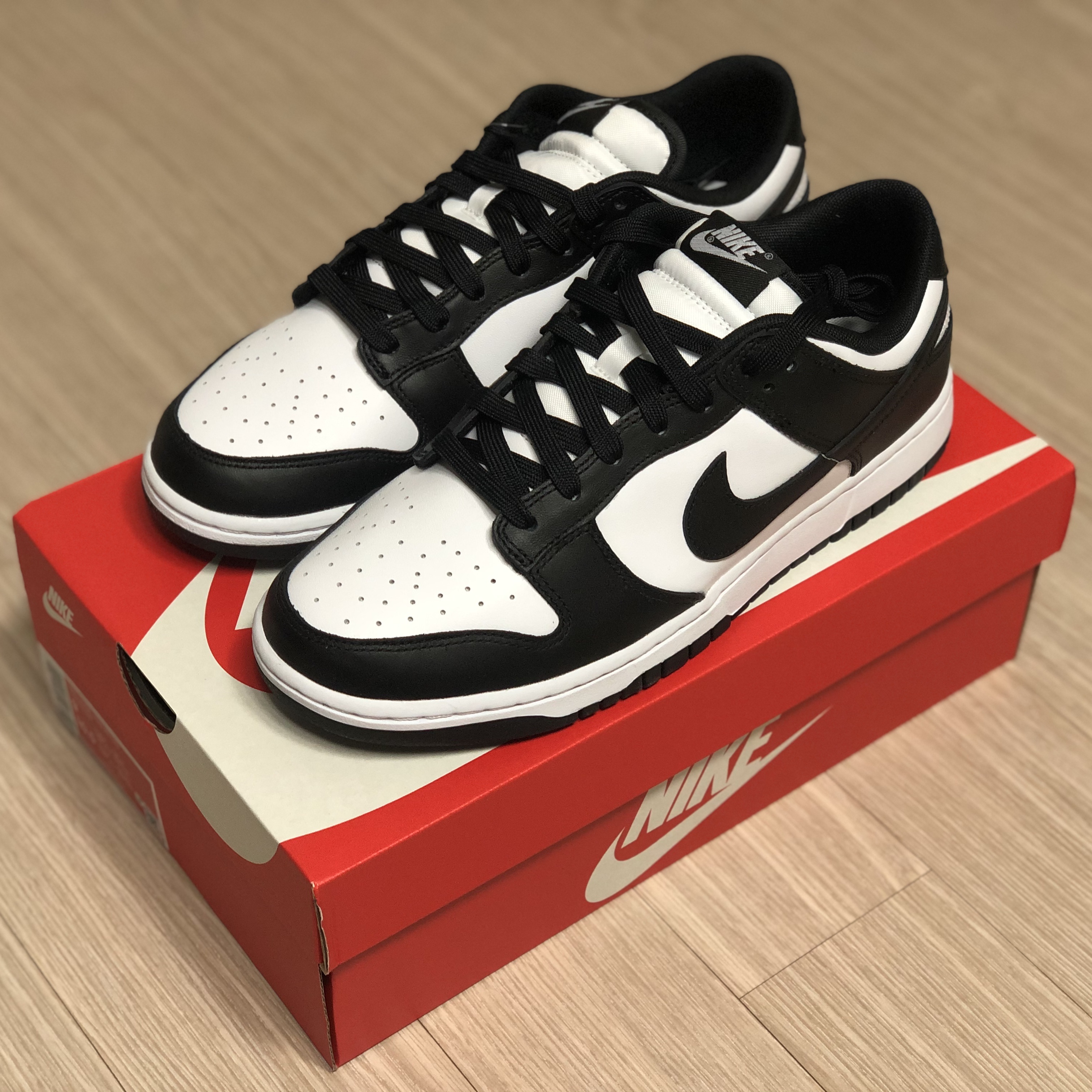 Nike Dunk Low Retro Black 착용 스타일
