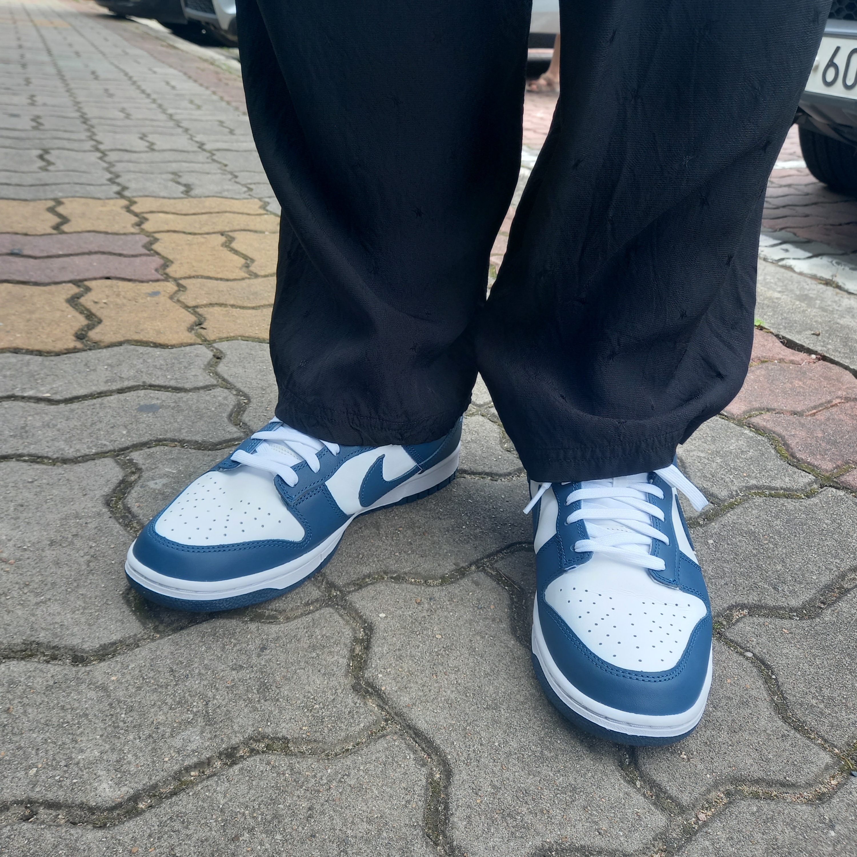 Nike Dunk Low Retro Black, Nike Dunk Low Retro Valerian Blue 착용 스타일 - 2