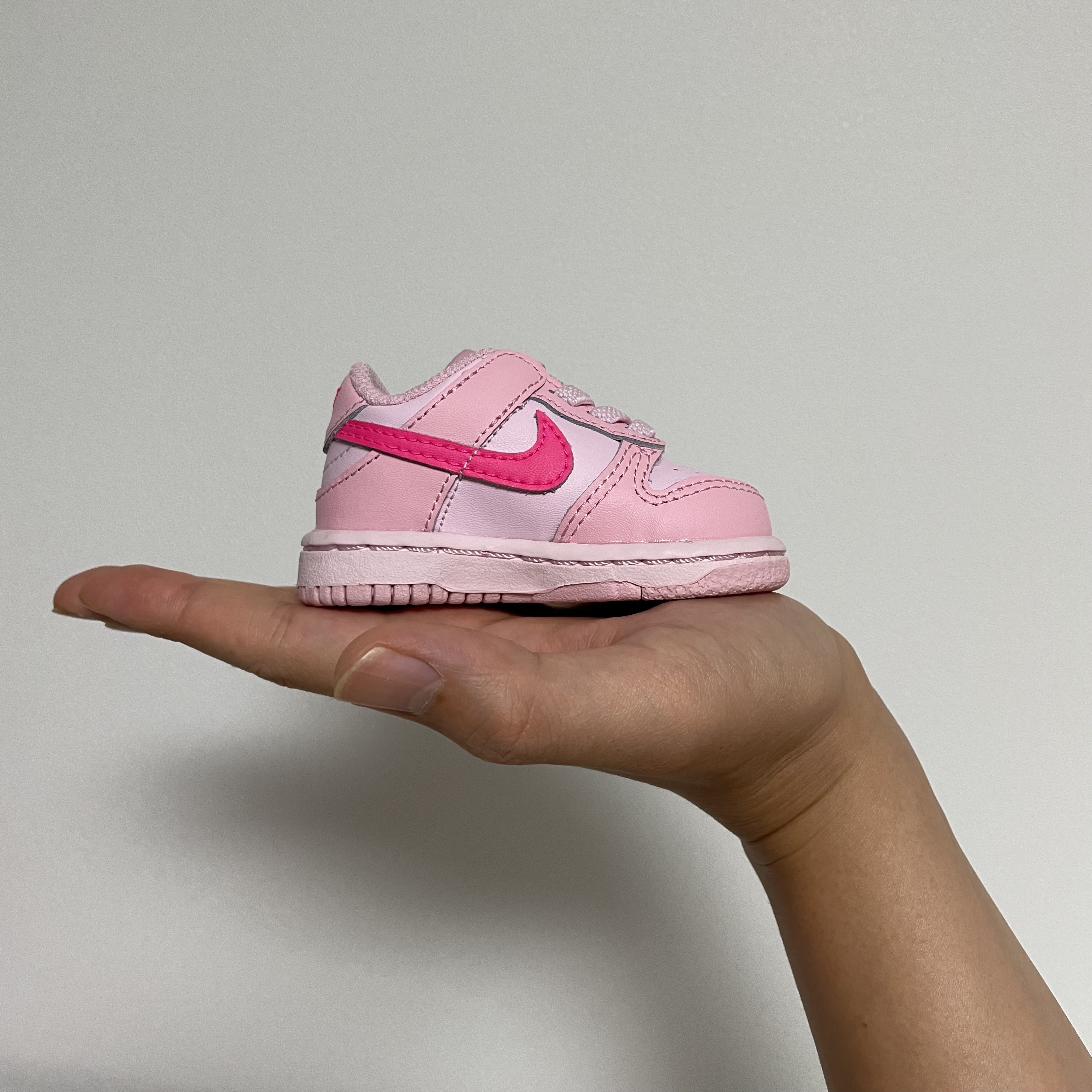(TD) Nike Dunk Low Triple Pink 착용 스타일