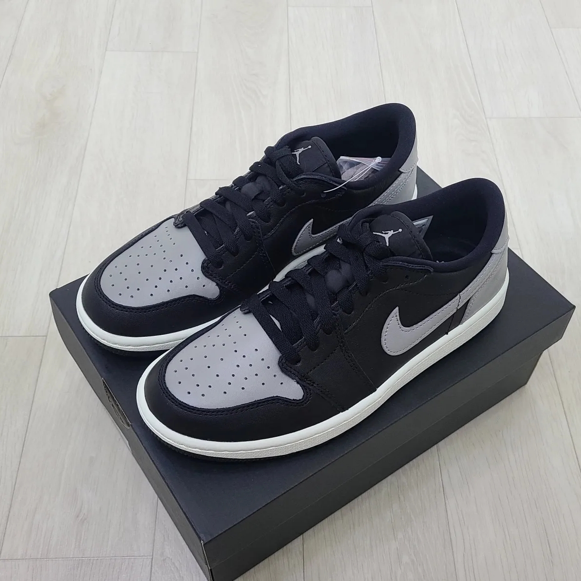 Jordan 1 Low Golf Shadow 착용 스타일 - 2