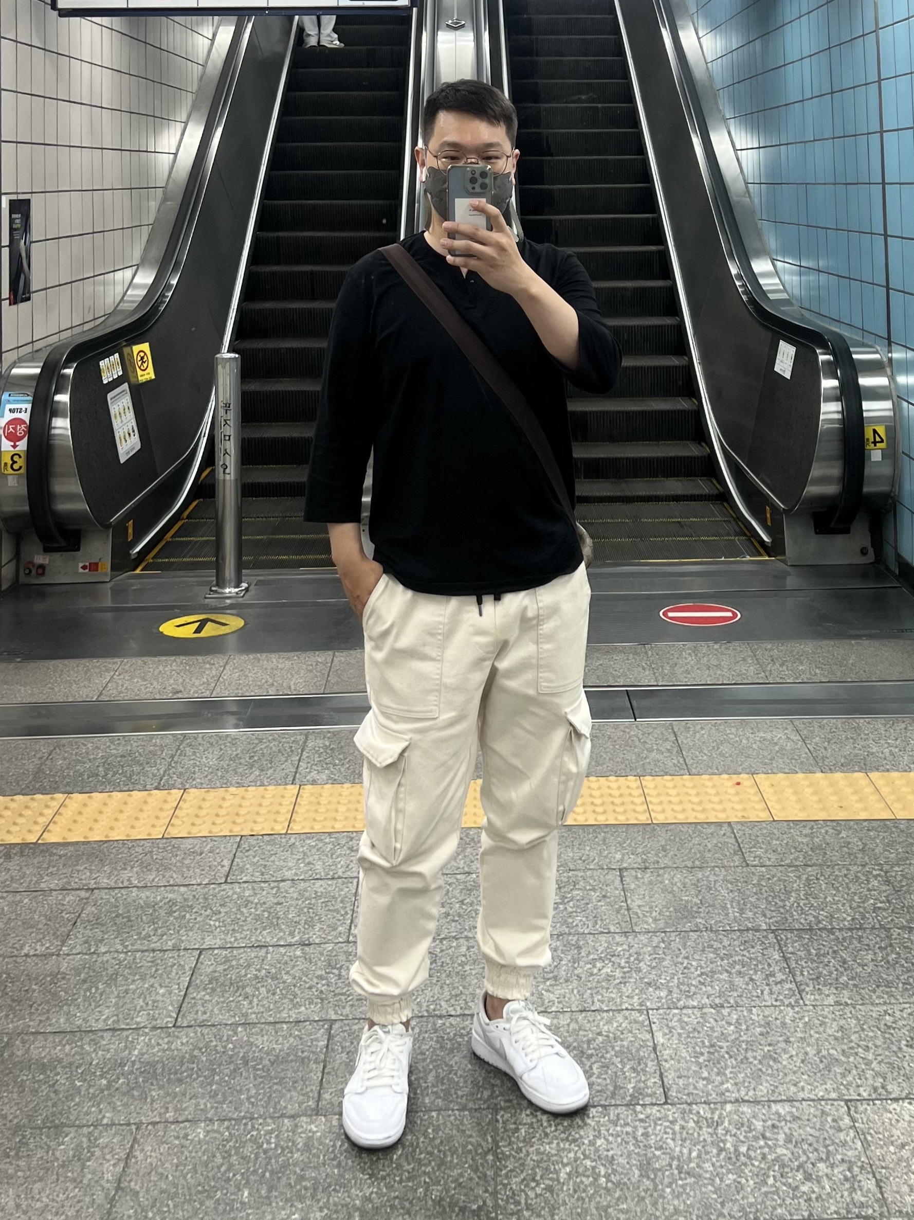 Jordan 1 Low OG Neutral Grey 착용 스타일