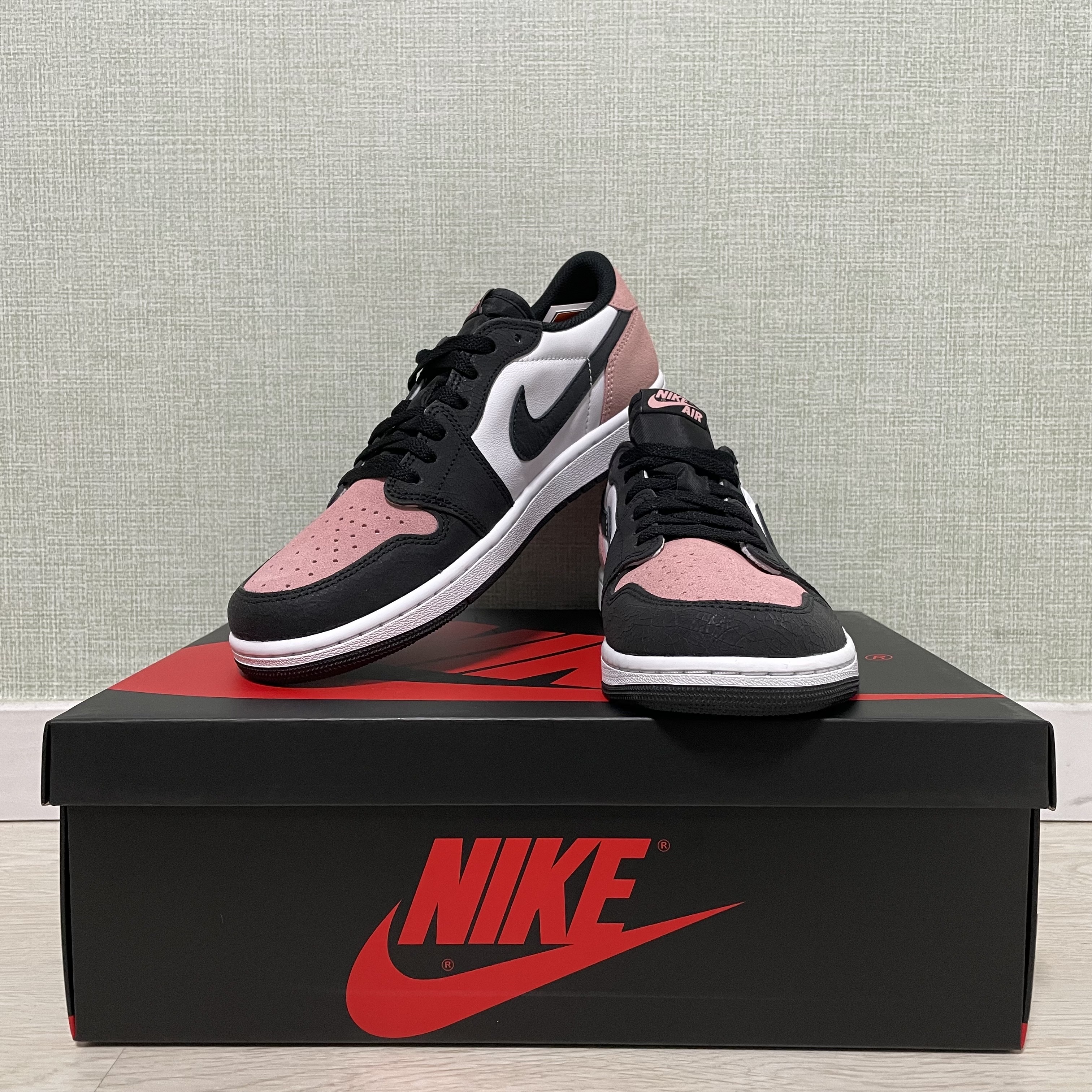 Jordan 1 Retro Low OG Bleached Coral 착용 스타일