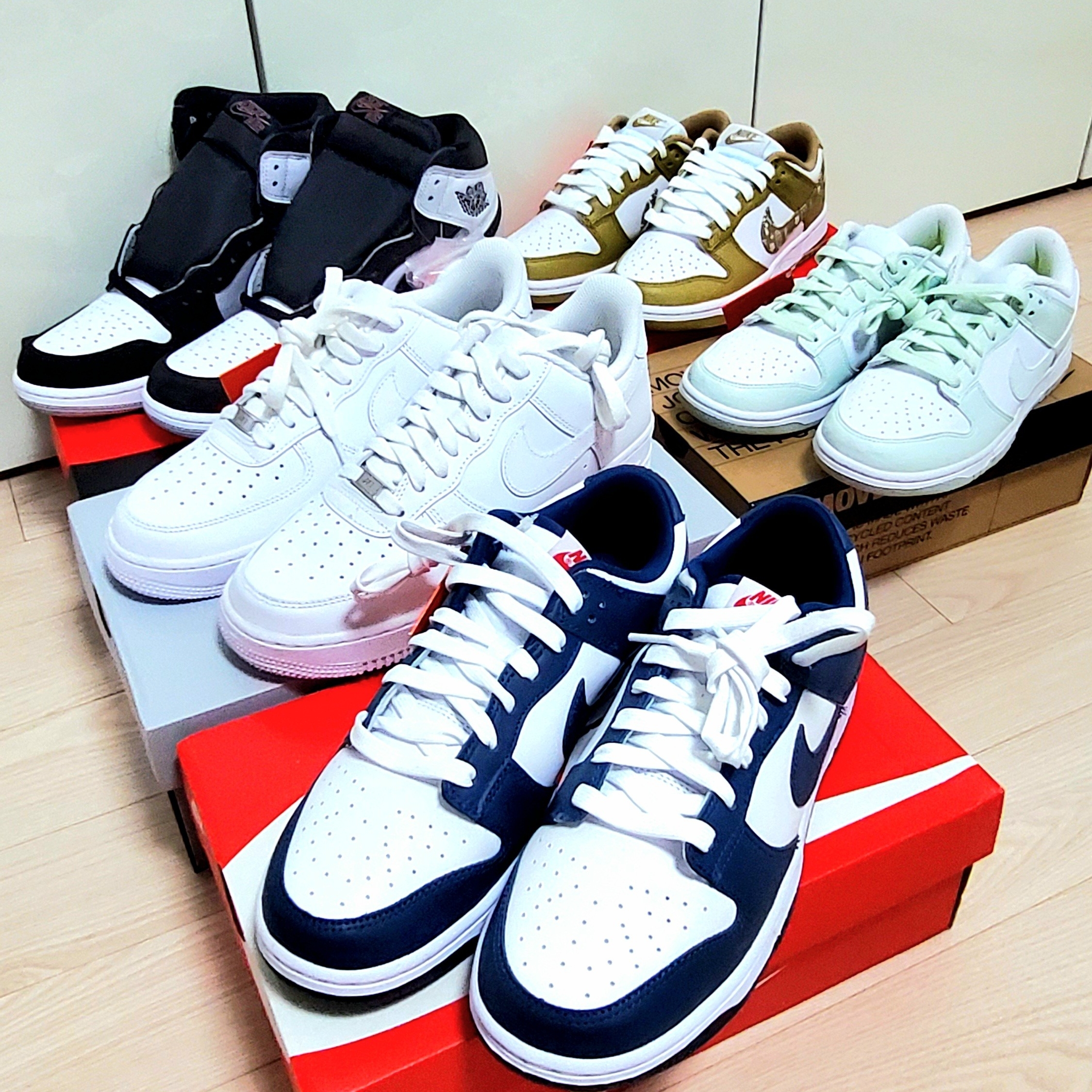 Nike Air Force 1 '07 Low White, Nike Dunk Low Retro Valerian Blue 착용 스타일 - 2