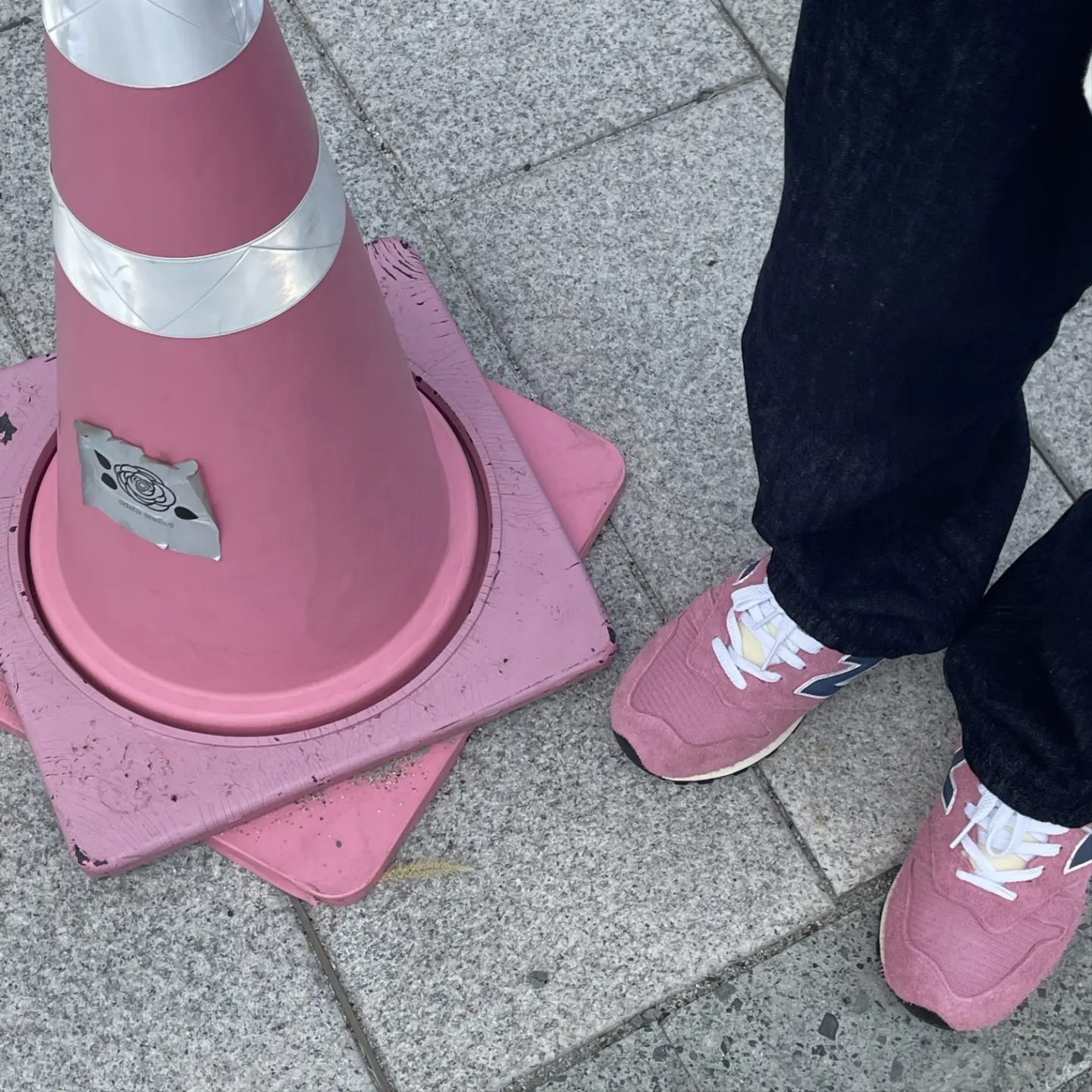 New Balance x Aime Leon Dore 1300 Dusty Pink 착용 스타일 - 3