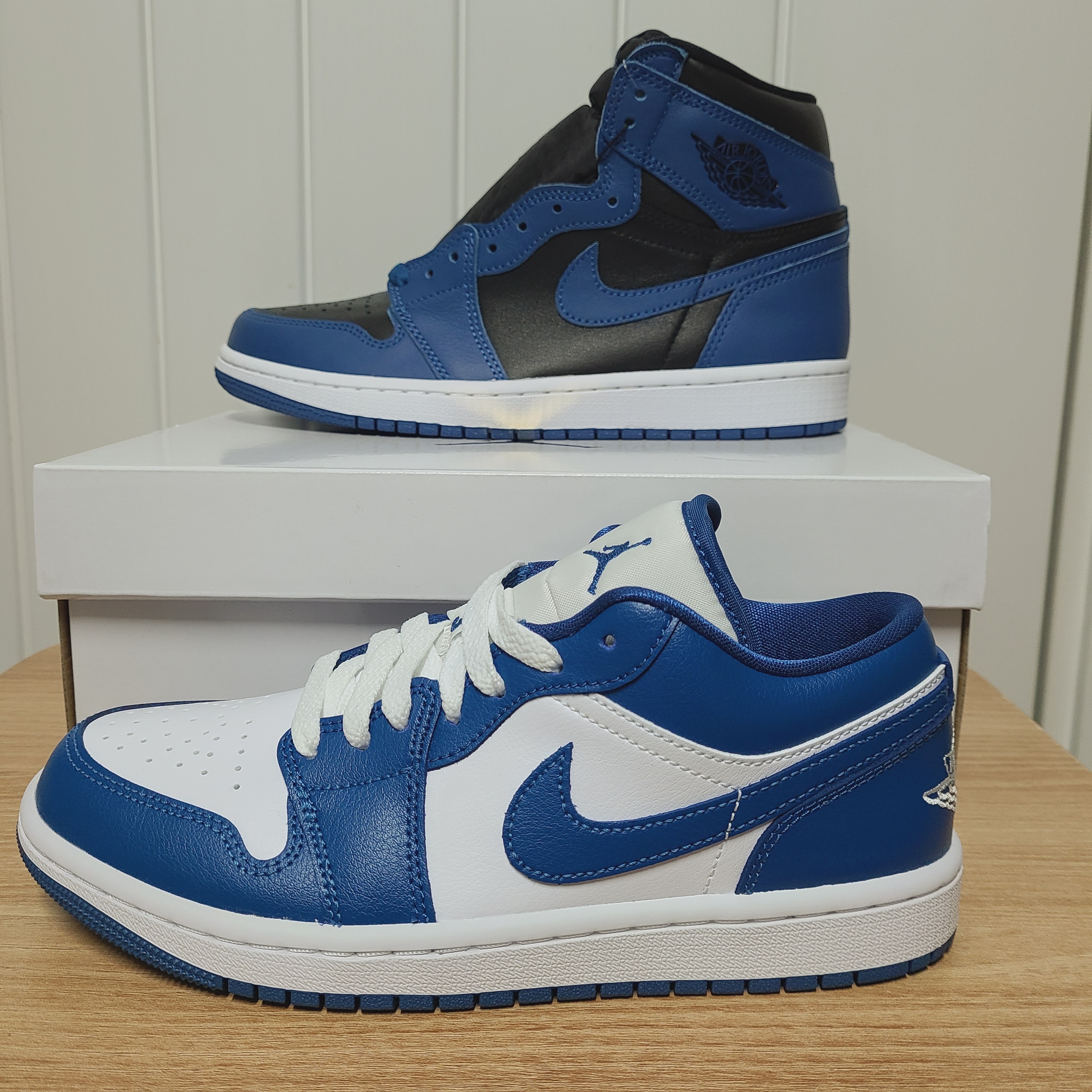 Jordan 1 Low Pollen, (W) Jordan 1 Low White Dark Marina Blue 착용 스타일 - 2