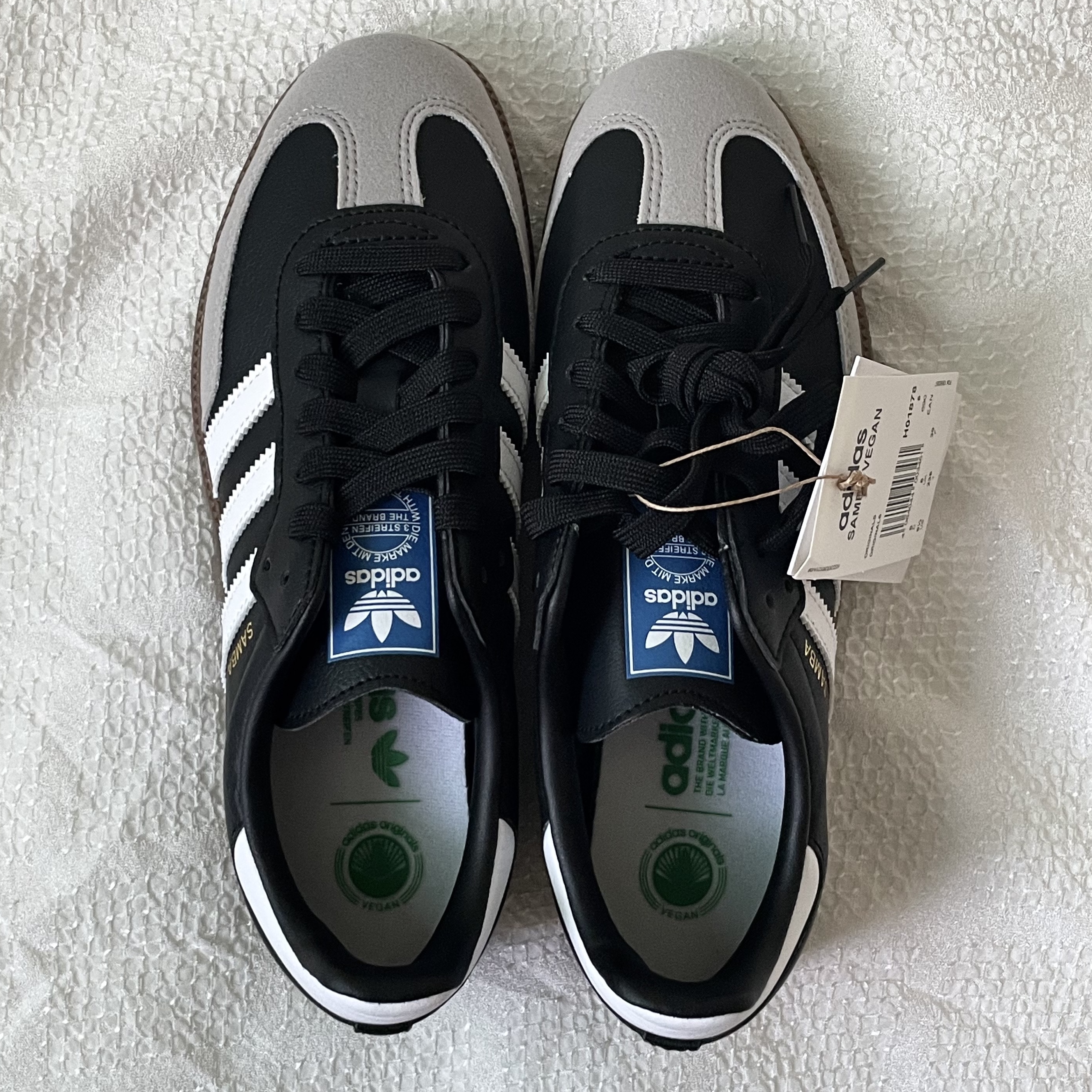 Adidas Samba Vegan Black White 착용 스타일