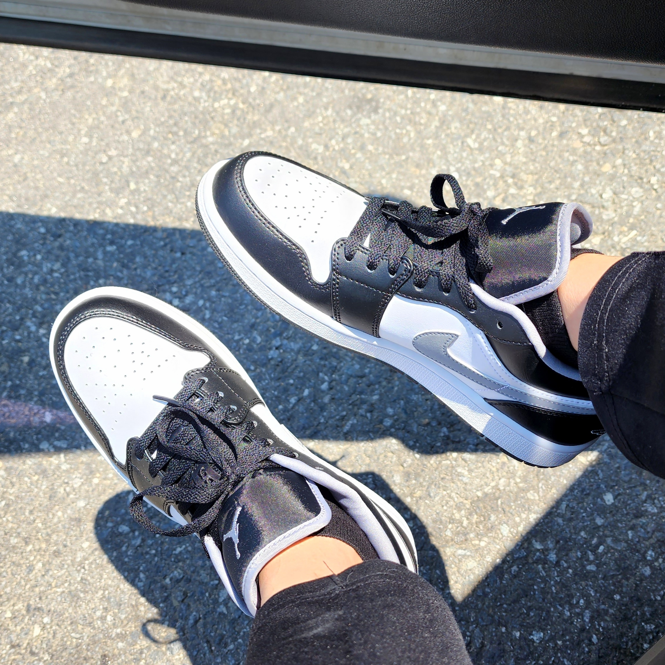 Jordan 1 Low Black Particle Grey 착용 스타일