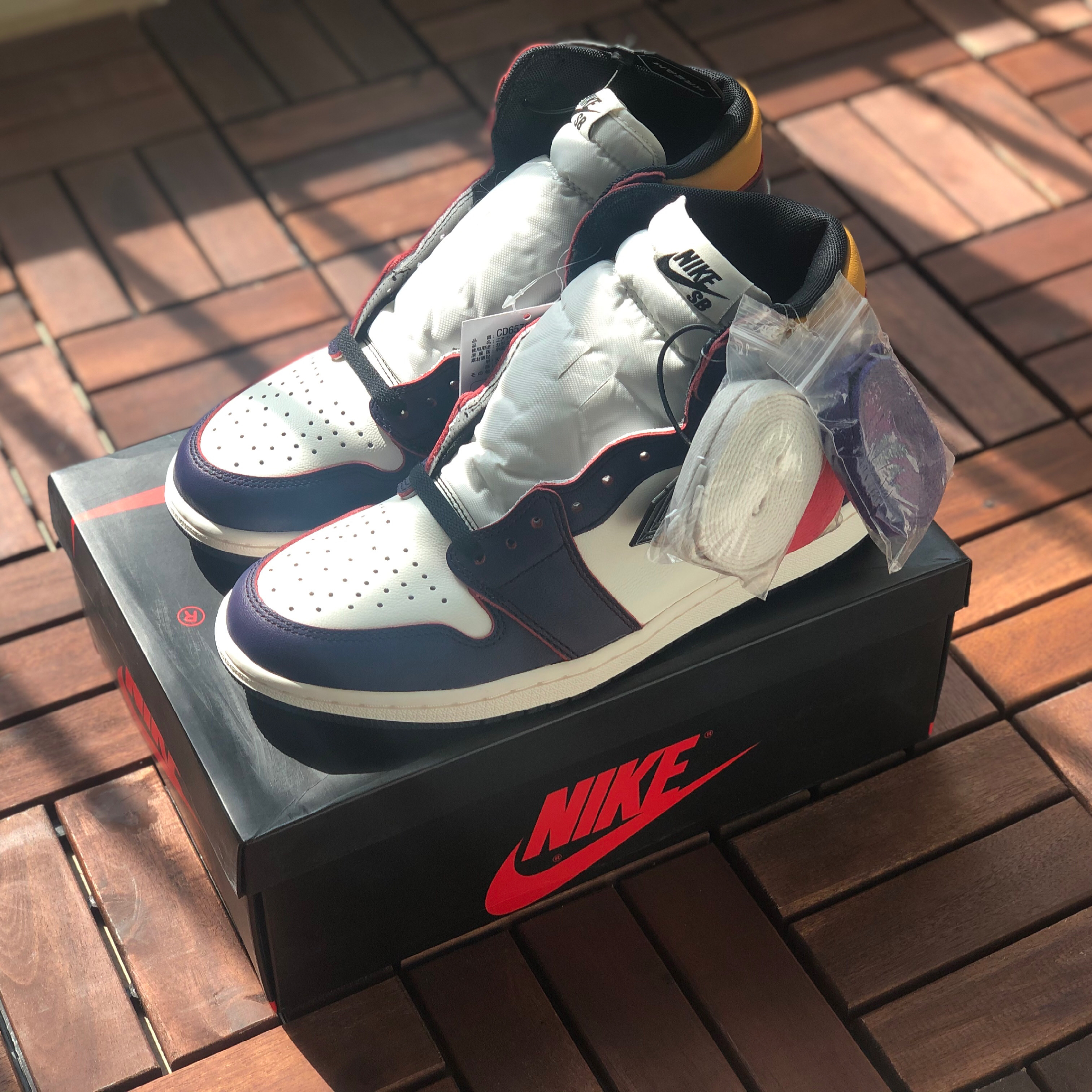 Jordan 1 Retro High OG Defiant SB LA to Chicago 착용 스타일