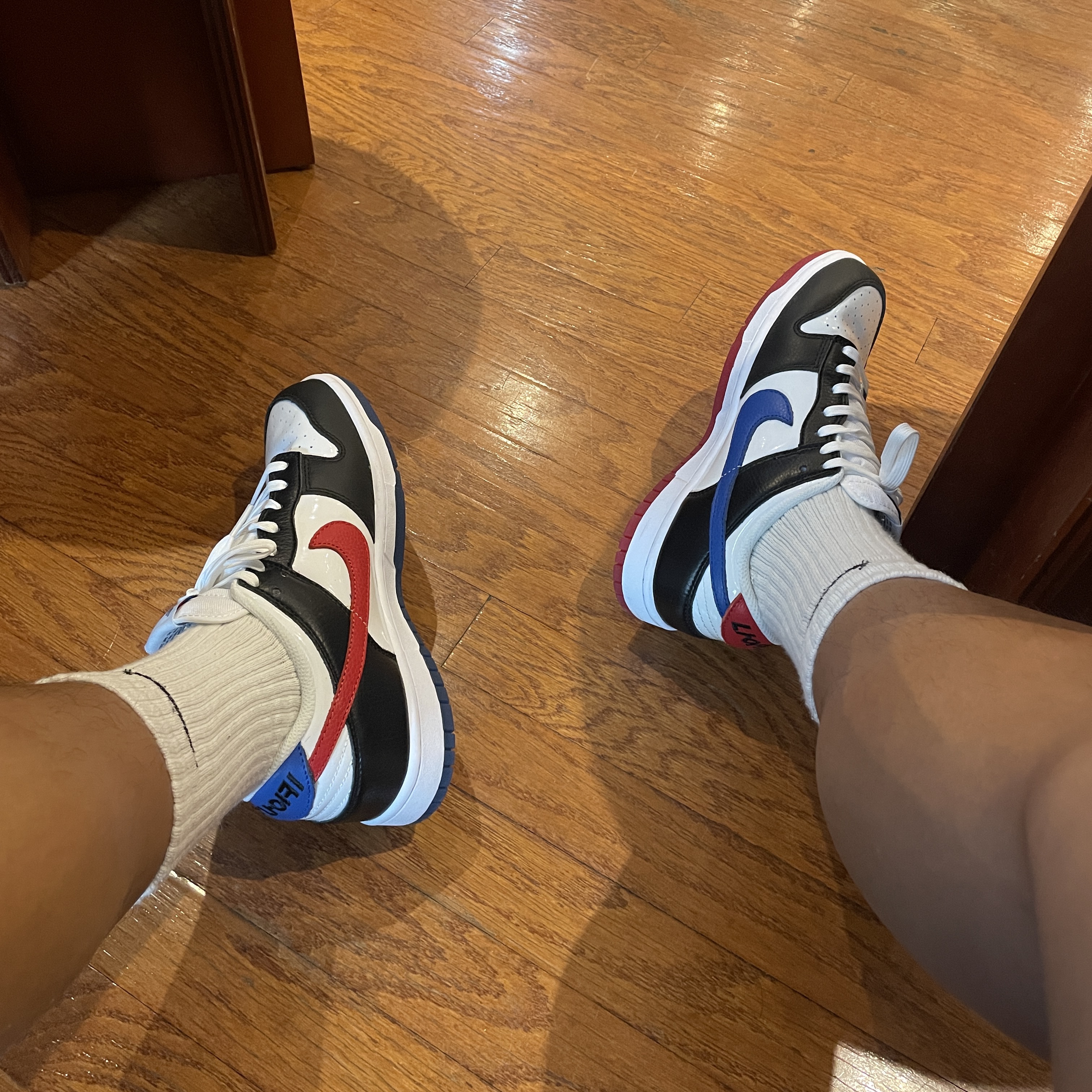 Nike Dunk Low SE Seoul 착용 스타일