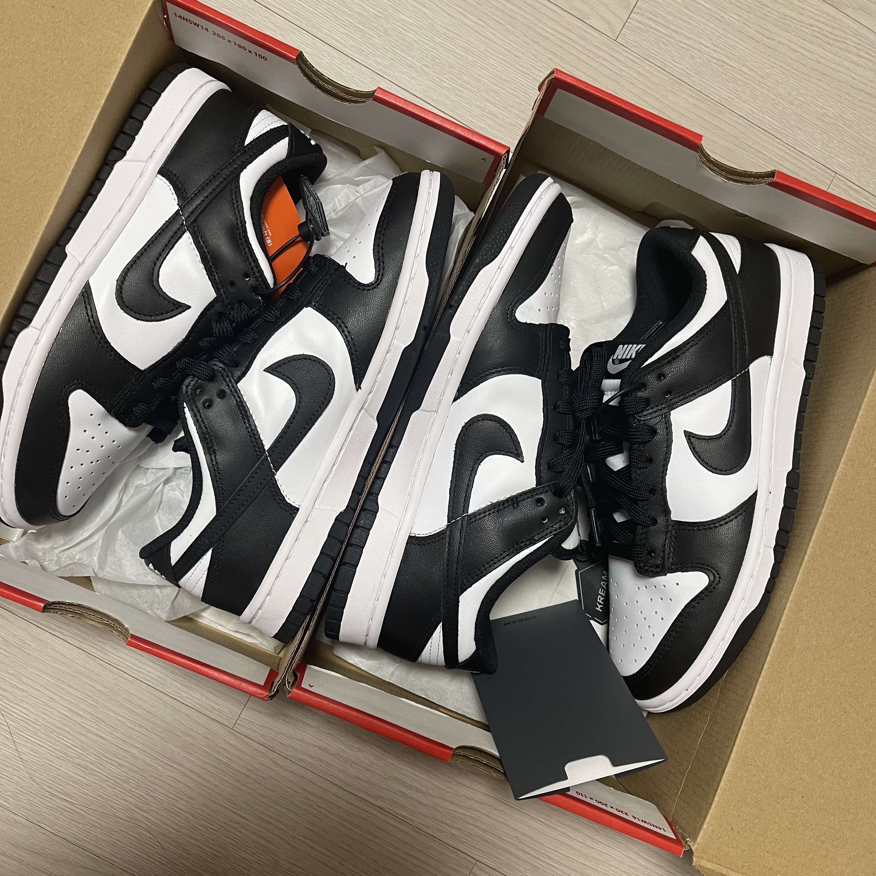 (W) Nike Dunk Low Black 착용 스타일