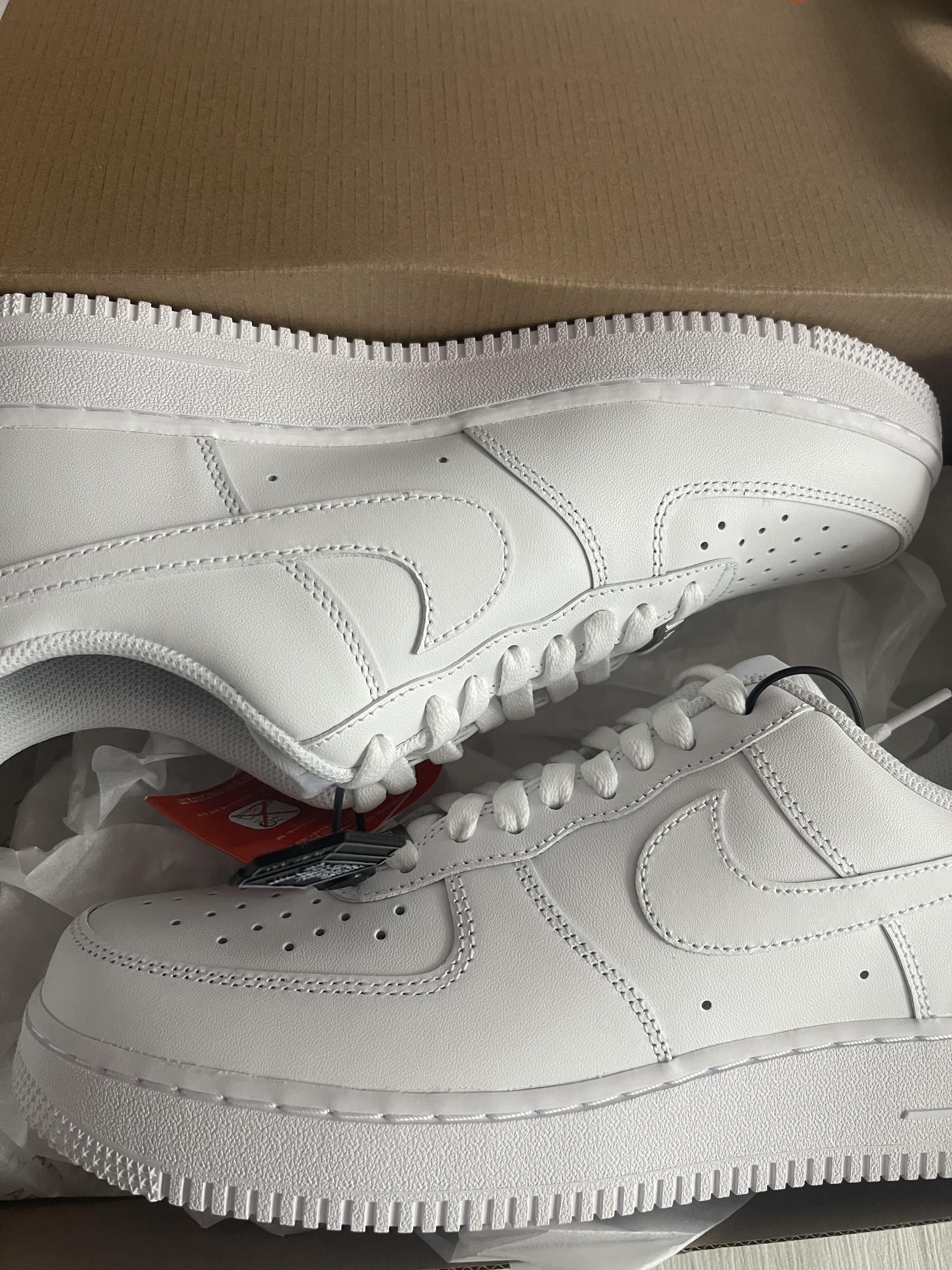Nike Air Force 1 '07 Low White 착용 스타일