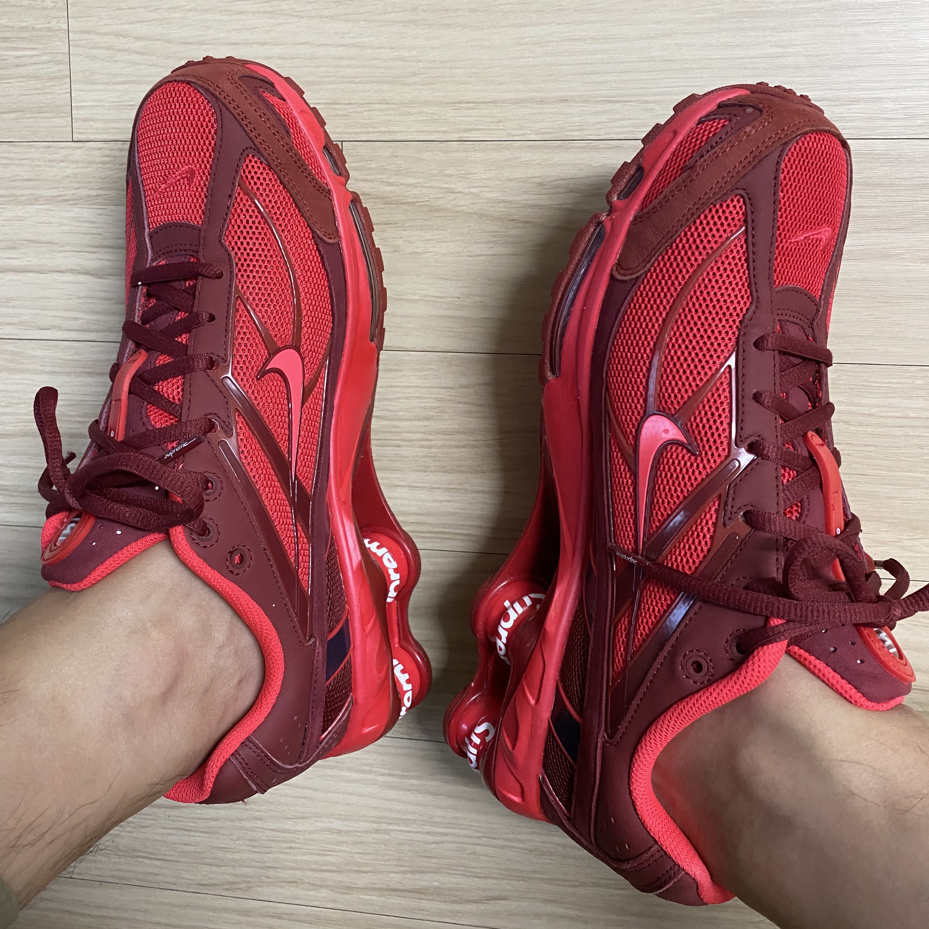 Nike x Supreme Shox Ride 2 SP Red 착용 스타일
