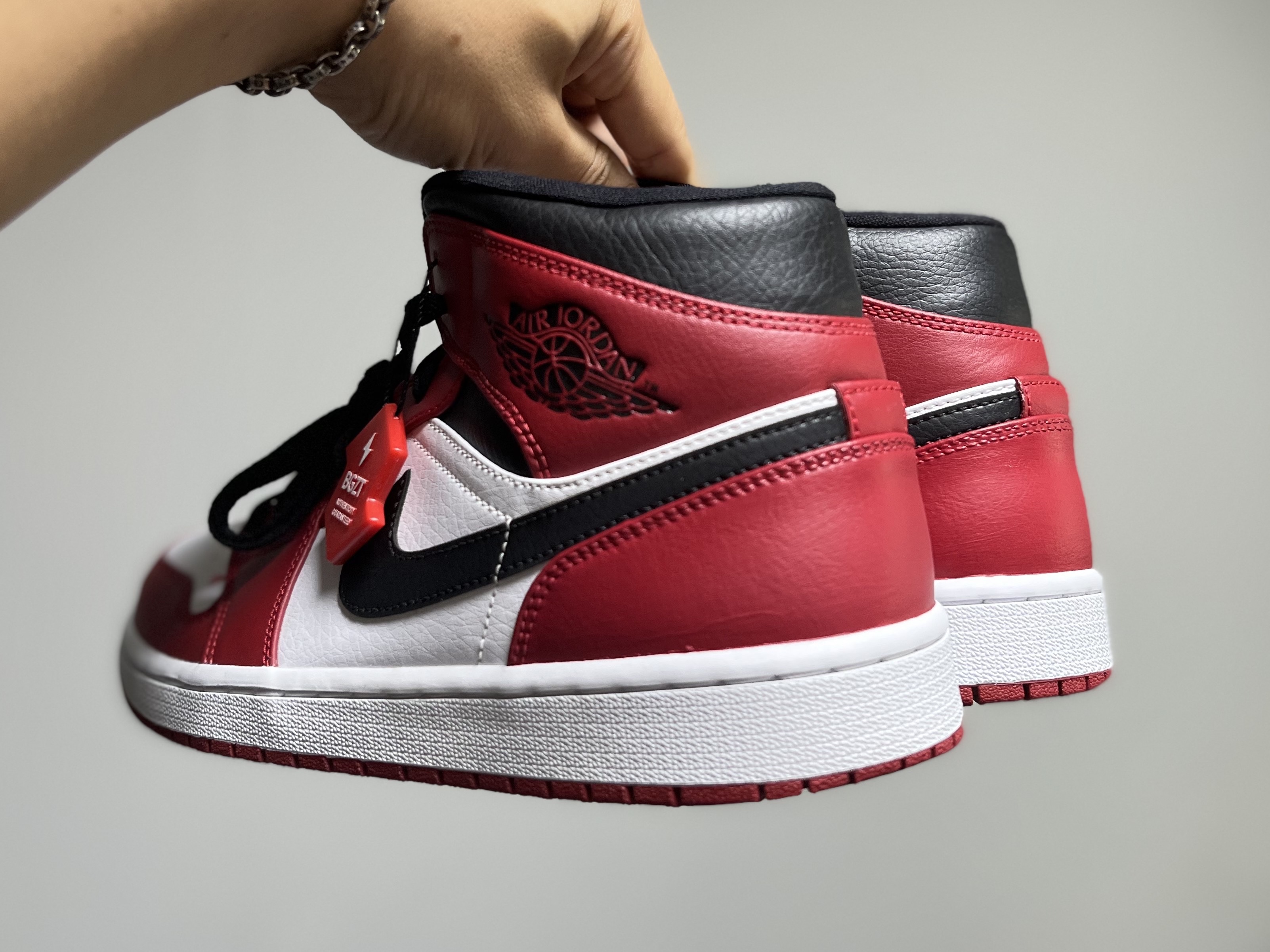 Jordan 1 Mid Chicago 2020 착용 스타일