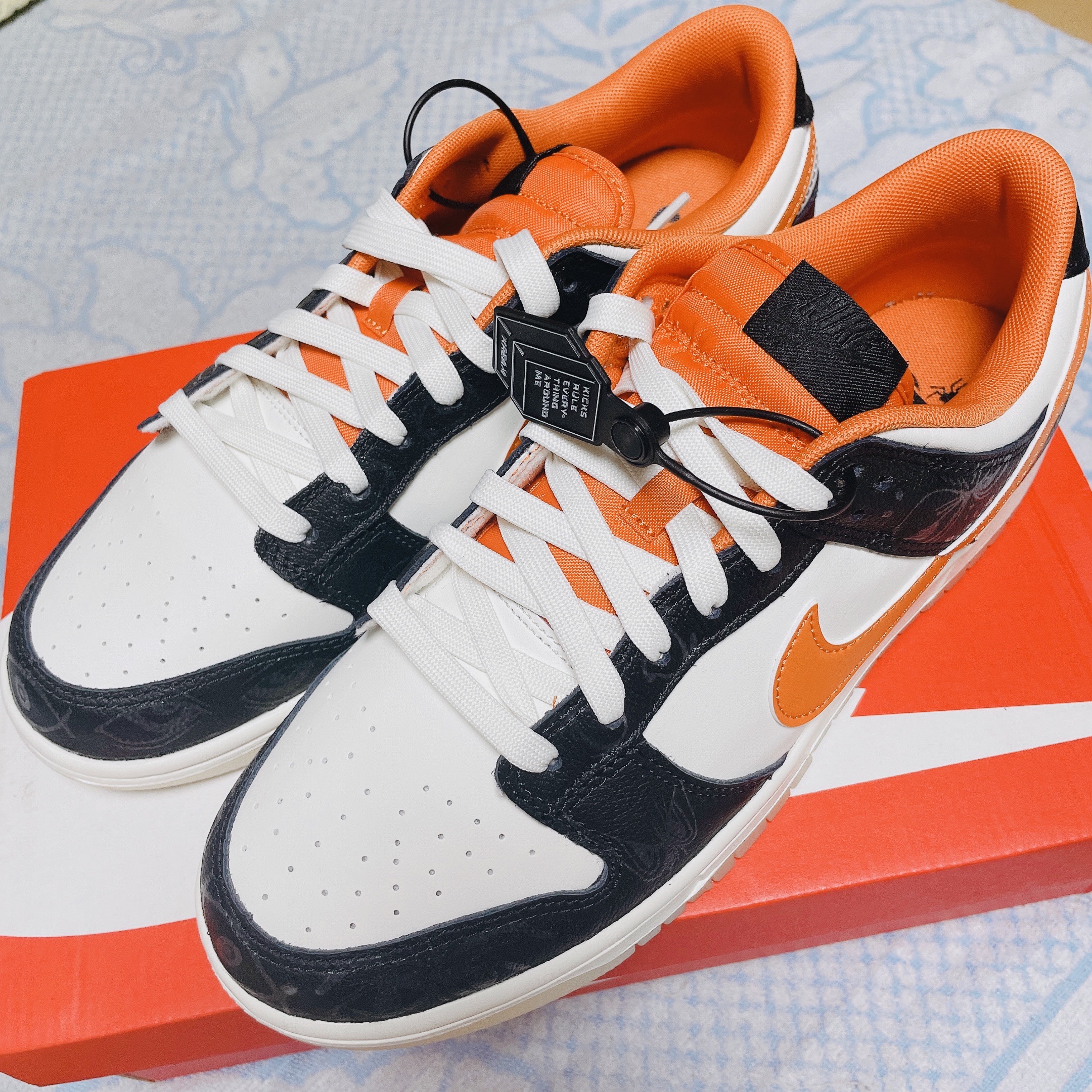 Nike Dunk Low Retro PRM Halloween 착용 스타일 - 1