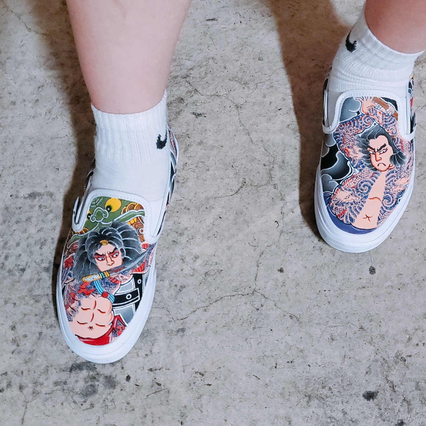 Vans Vault OG Classic Slip-On LX Classic White 착용 스타일