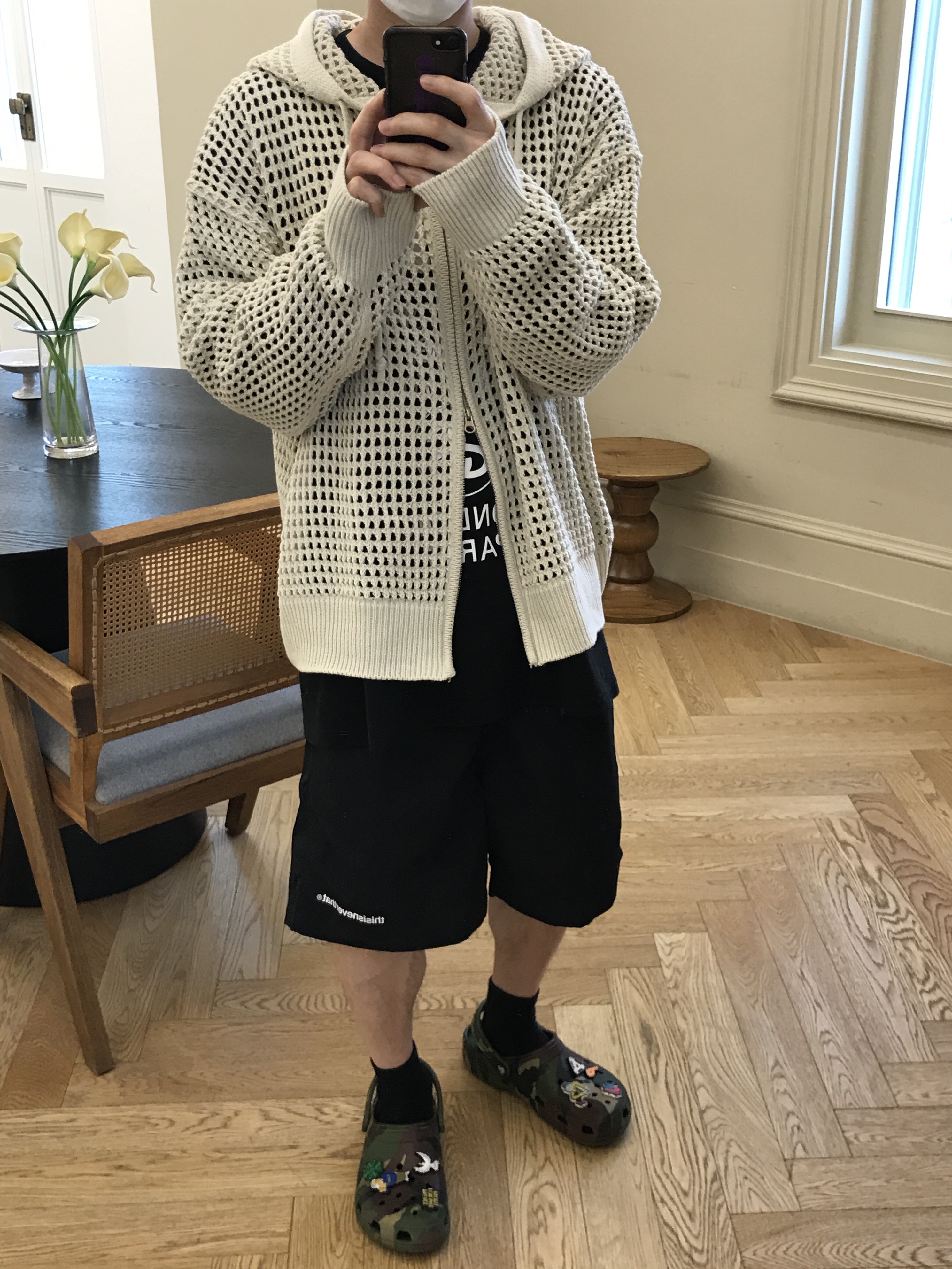 Crocs x Palace Classic Clog Woodland Camo, Stussy World Tour LS T-Shirt Black 착용 스타일