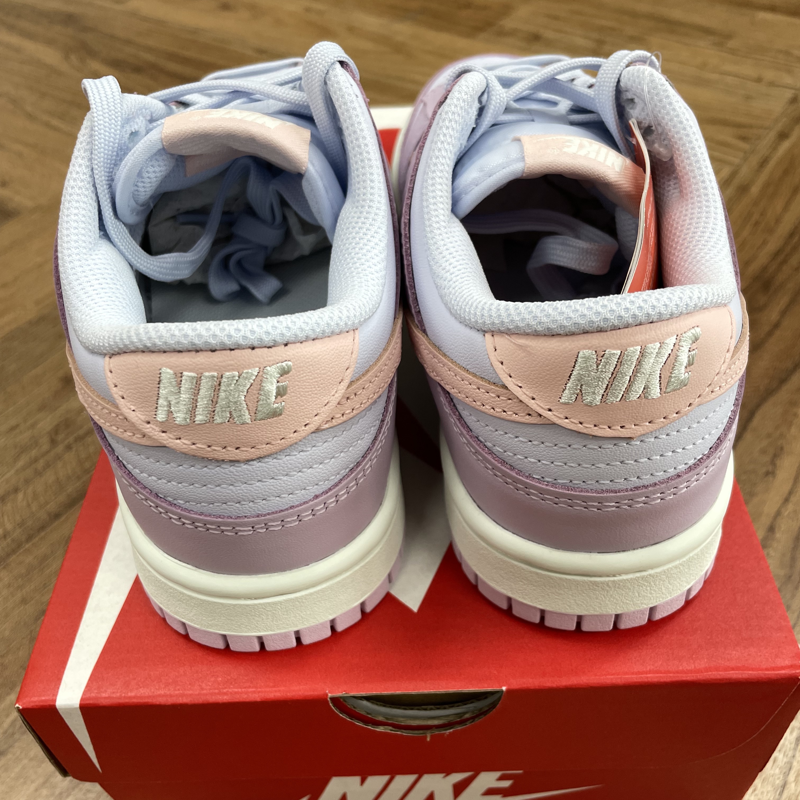 (W) Nike Dunk Low Atmosphere Pink 착용 스타일 - 4