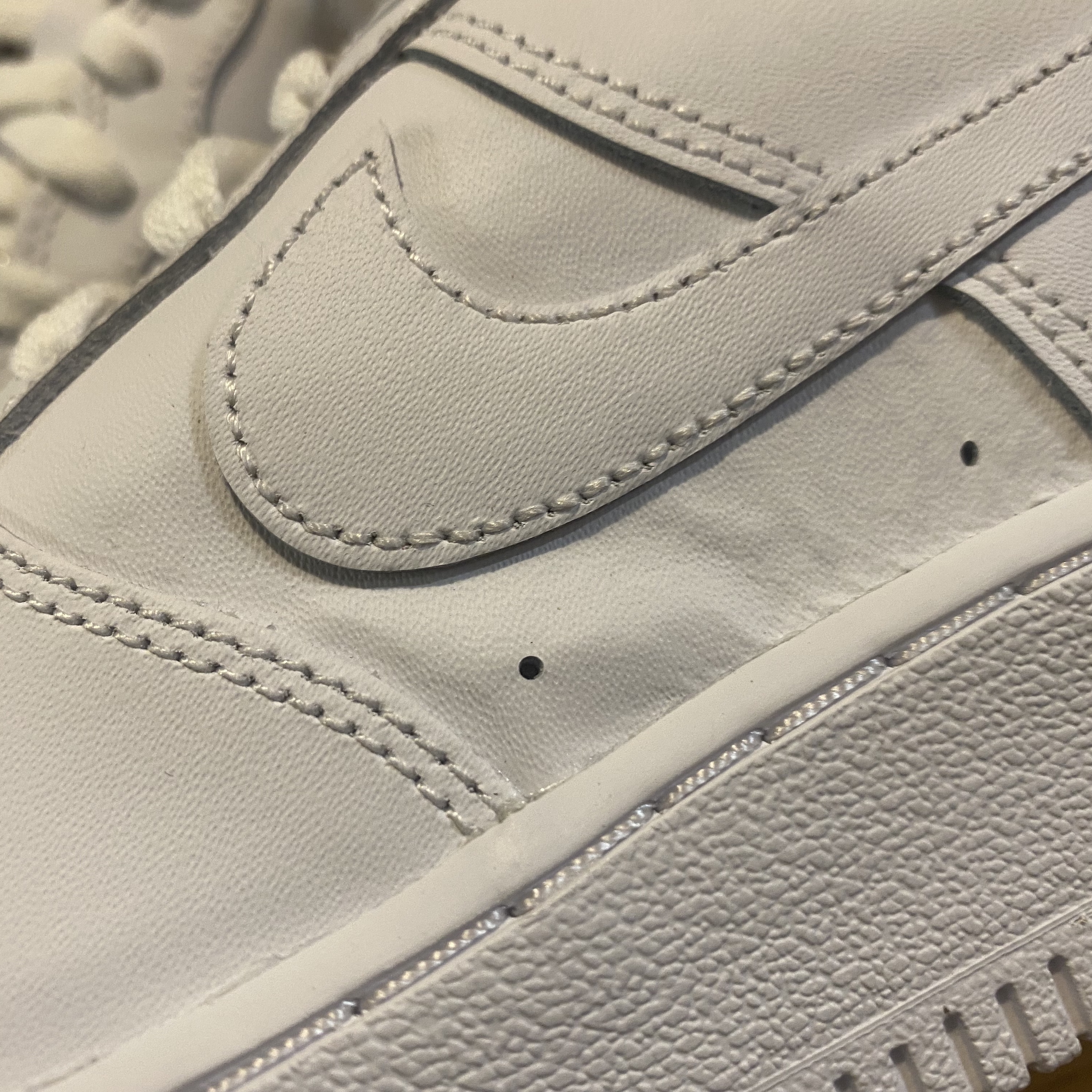(GS) Nike Air Force 1 LE White 착용 스타일