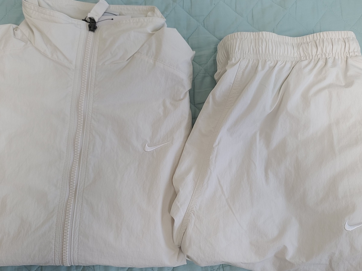 Nike NRG Solo Swoosh Woven Track Pants Phantom White - Asia, Nike NRG Solo Swoosh Woven Track Jacket Phantom White - Asia 착용 스타일
