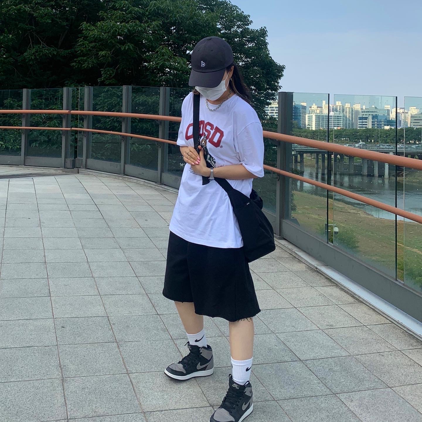 Jordan 1 Retro High OG Shadow 2018 착용 스타일 - 2
